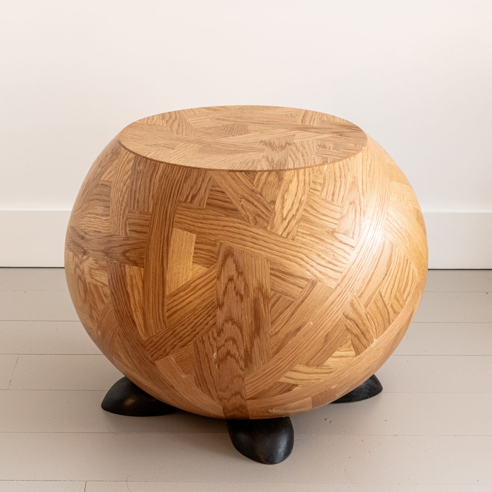 Kentaro Takashina, Round Side Table