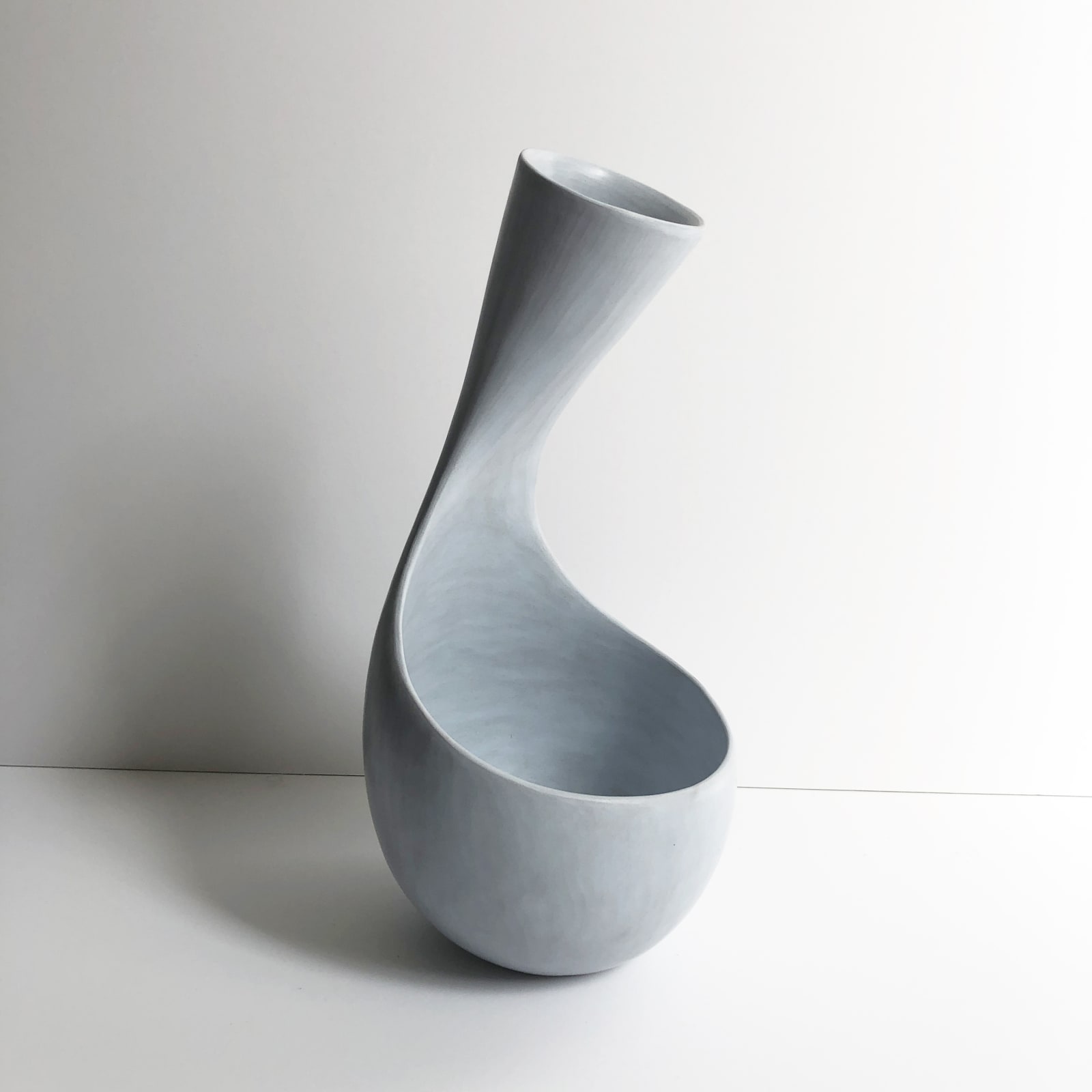 Tina Vlassopulos, Blue Curve Vessel