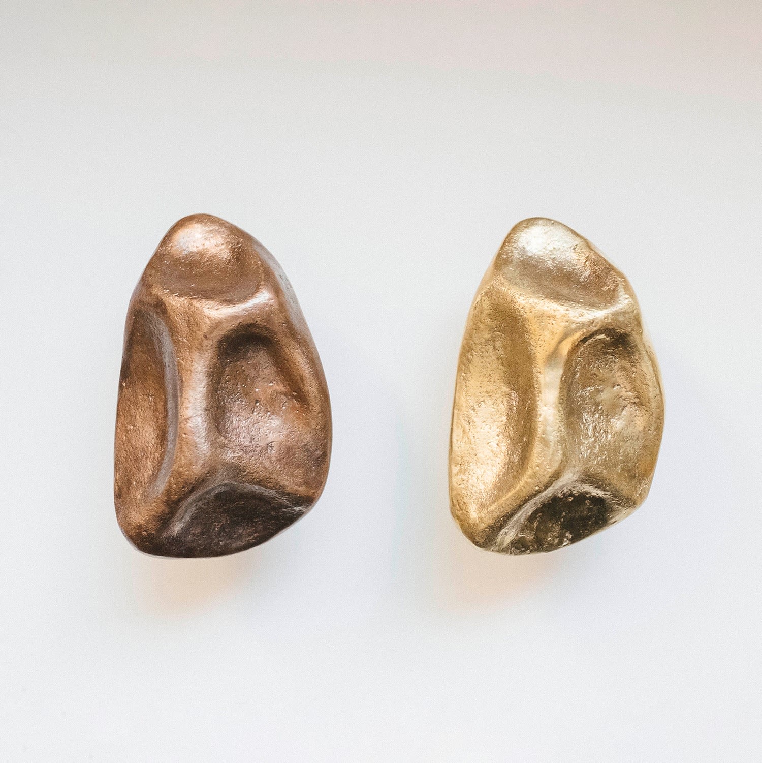 Eva Anna Gulacsi, Chunky Pinch Large Knob/Hook