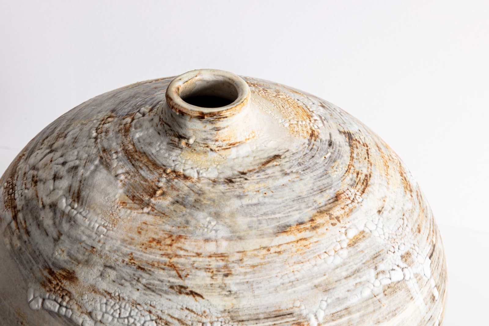 Insung Yoon, Moon Jar n. 12