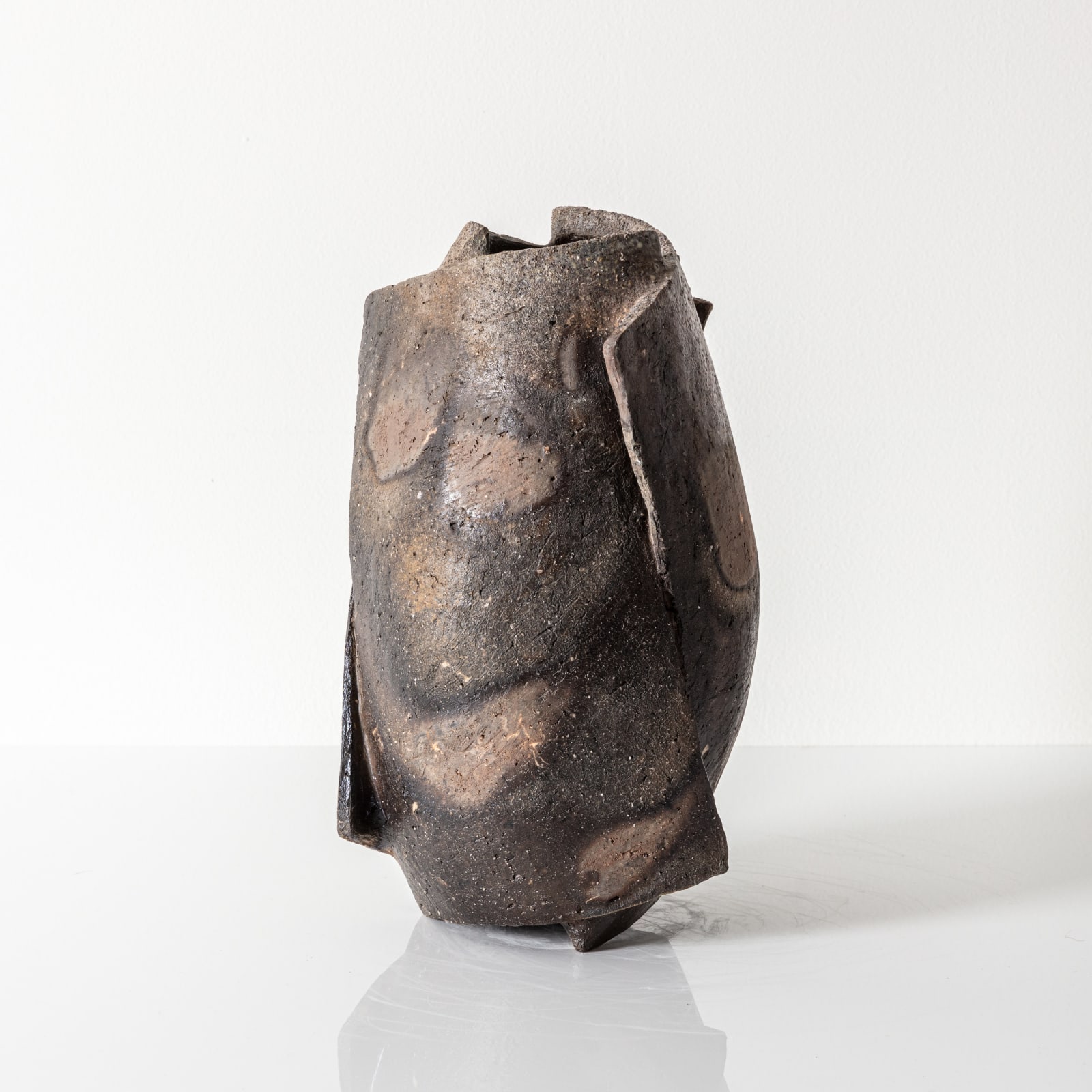 Hiroshi Toyofuku, Bizen Ware Vessel n. 9