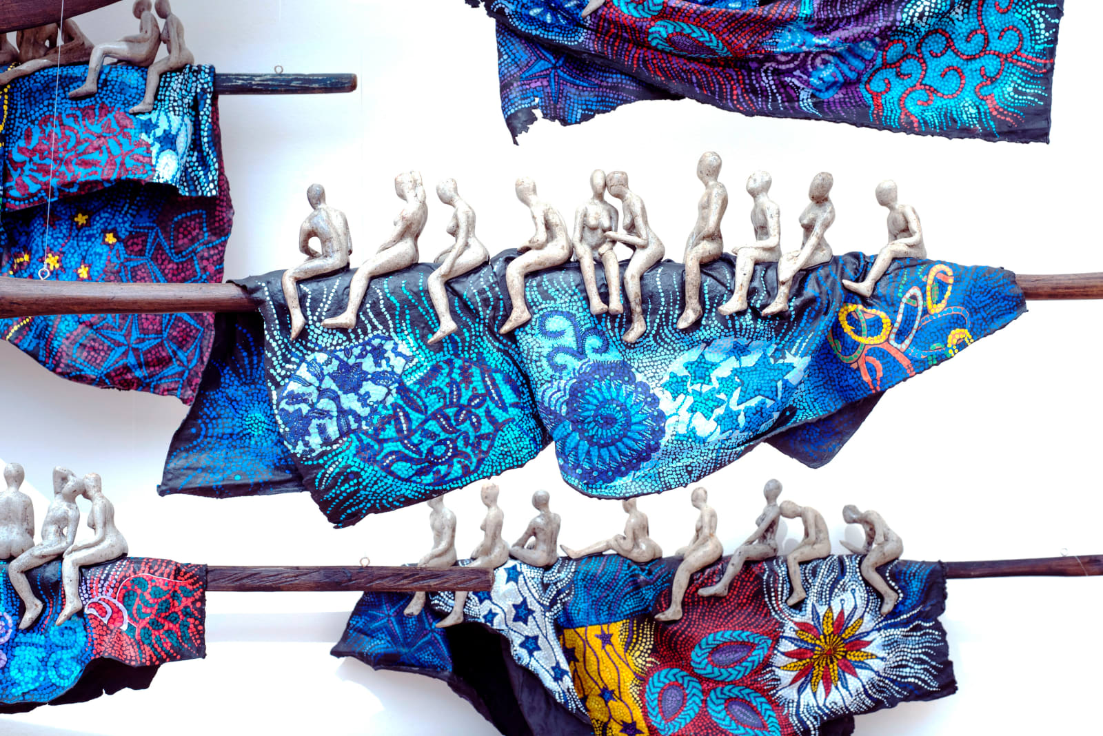 Péju Alatise, Bluer on the other side (The problem with immigration) 6oars, 2018