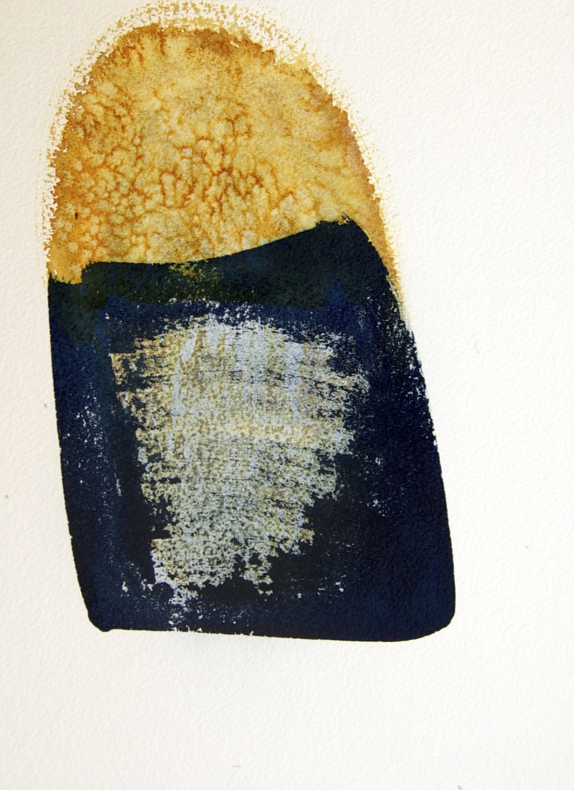 Watercolor, thumbshape upper curve in brownish-gold, lower portion dark blue black