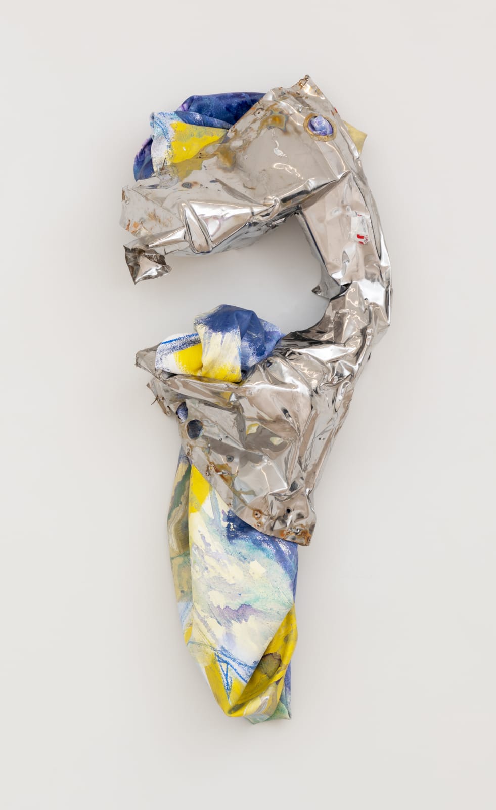 a sculpture resembling a question mark