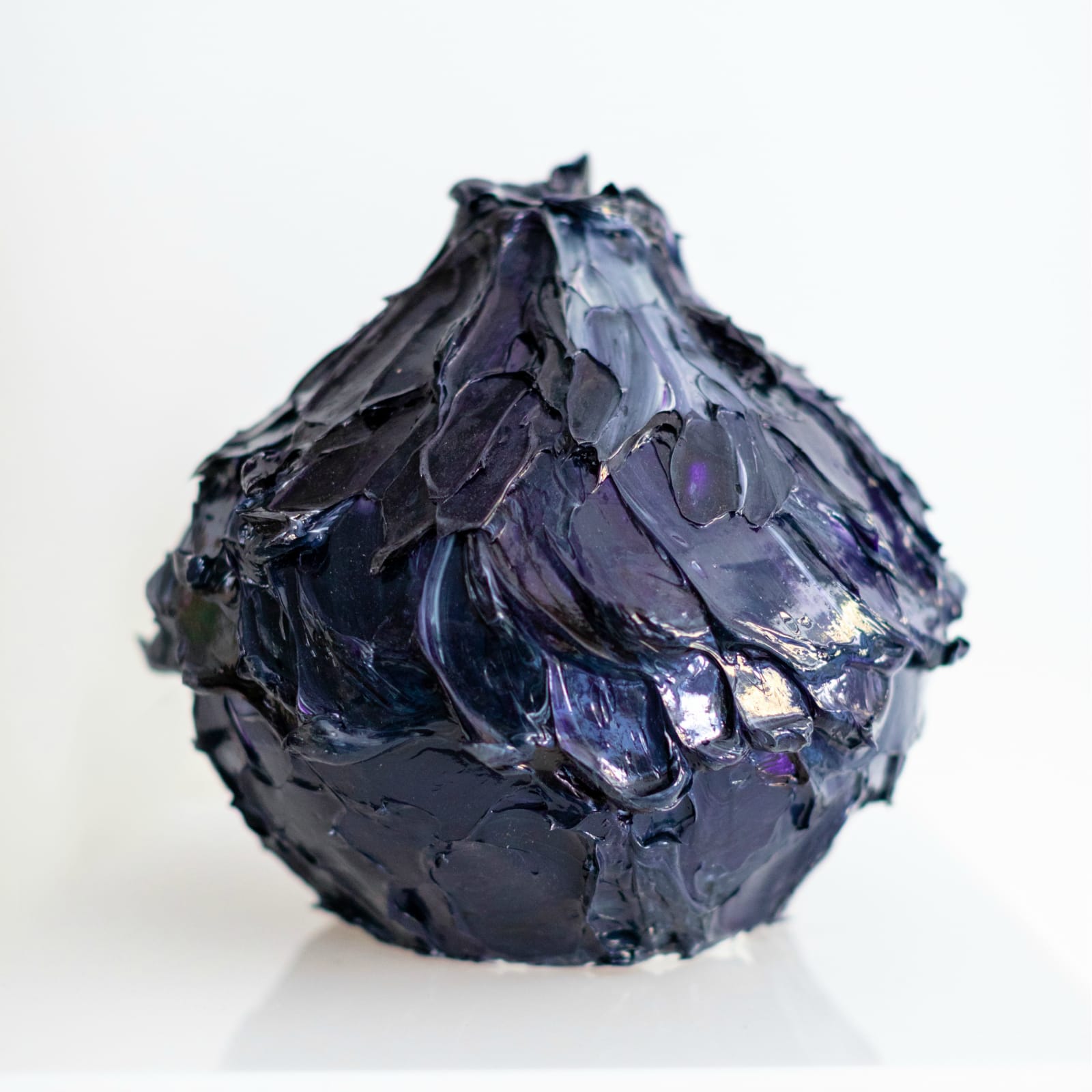Susan Swartz, Vase (extra small, plum), 2019