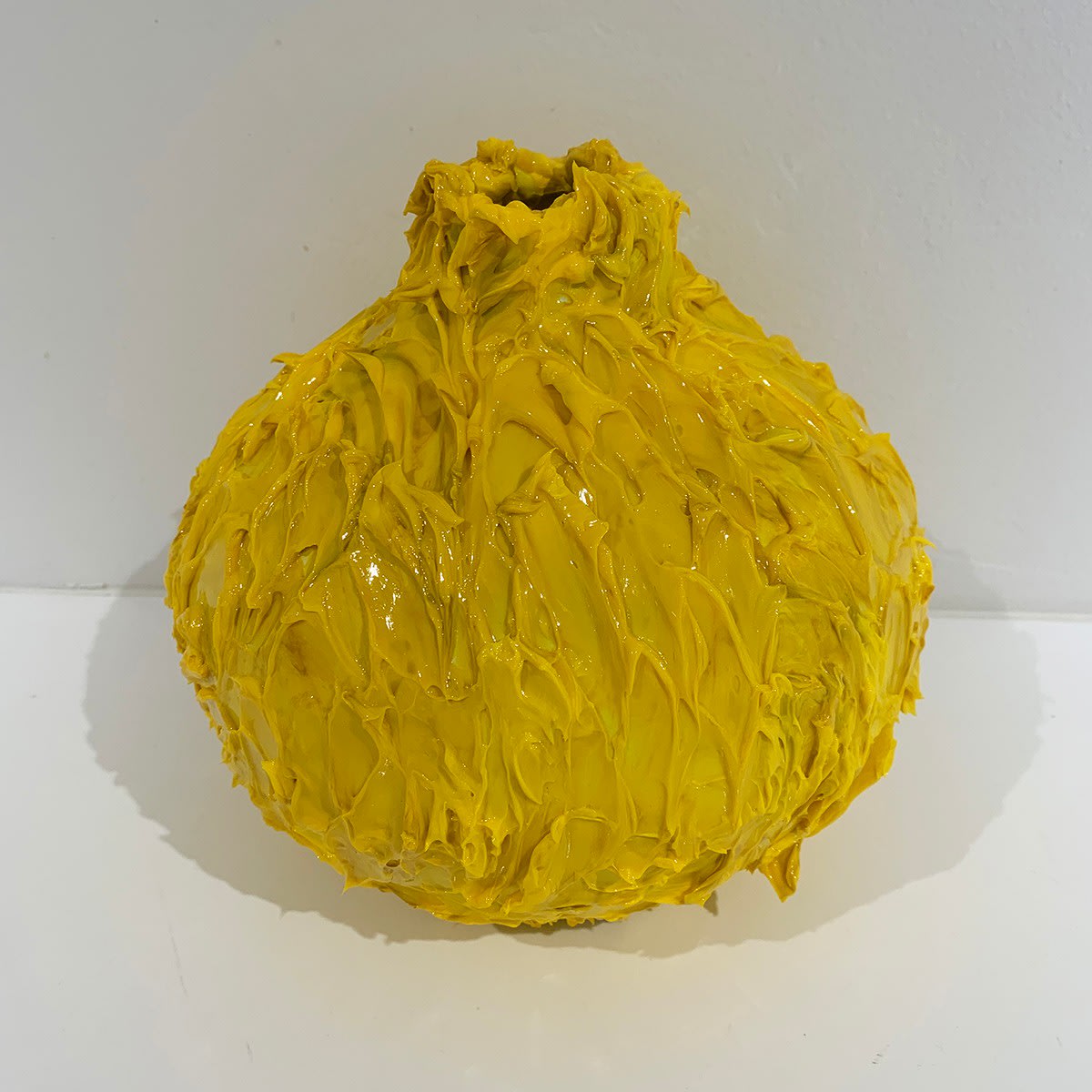Susan Swartz, Vase (extra small, yellow 2), 2022