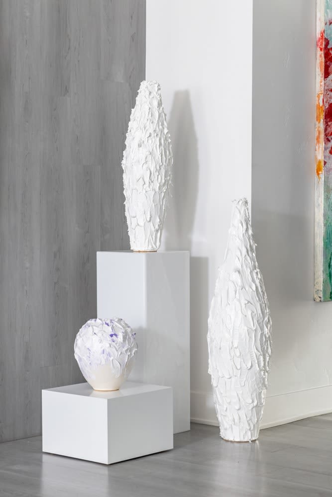Susan Swartz, Vase (medium, white), 2019