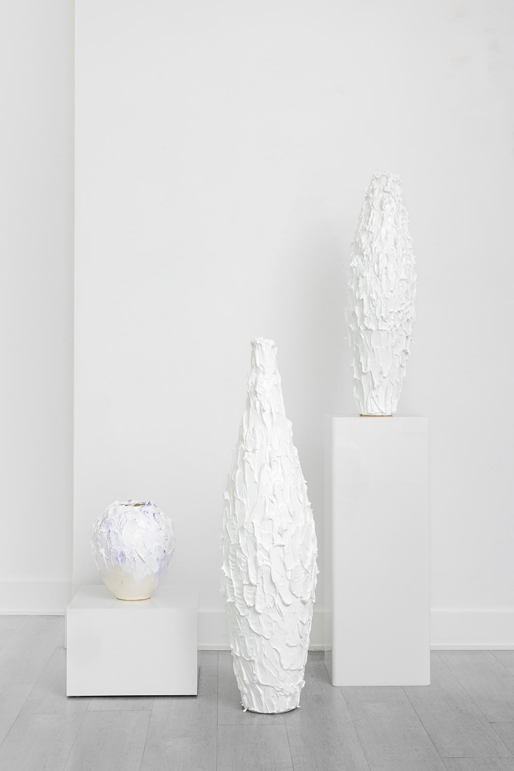 Susan Swartz, Vase (medium, white), 2019
