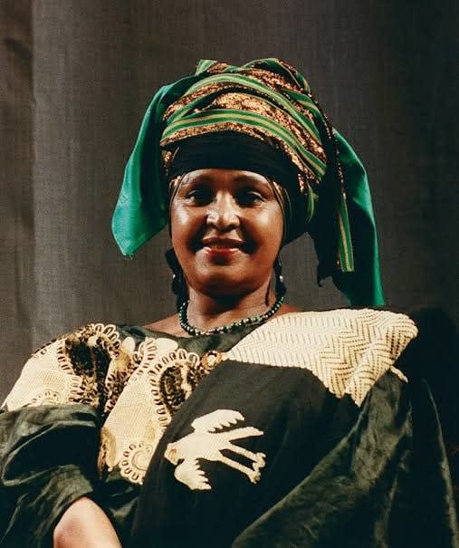 Hanna Noor Mahomed, The one who wears the plumes of the rare bird (Isithwalandwe), 2025