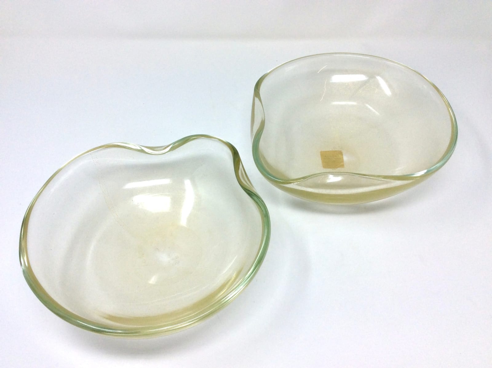 Seguso Vetri d'Arte, Pair of Bowls, 1940's