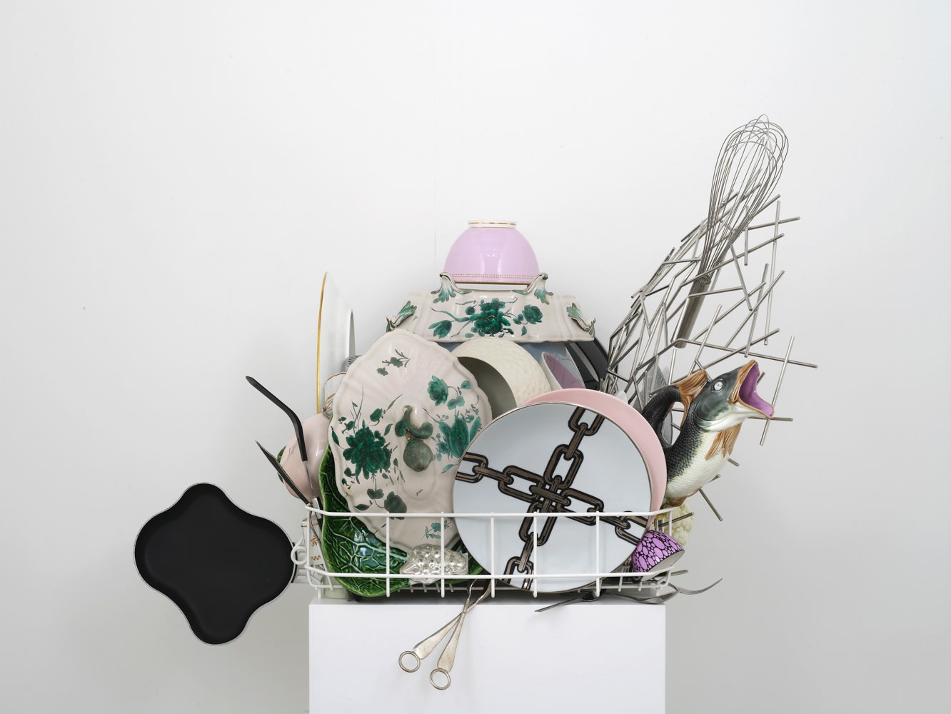 Abwaschskulptur (Dishwashing Sculpture) #11