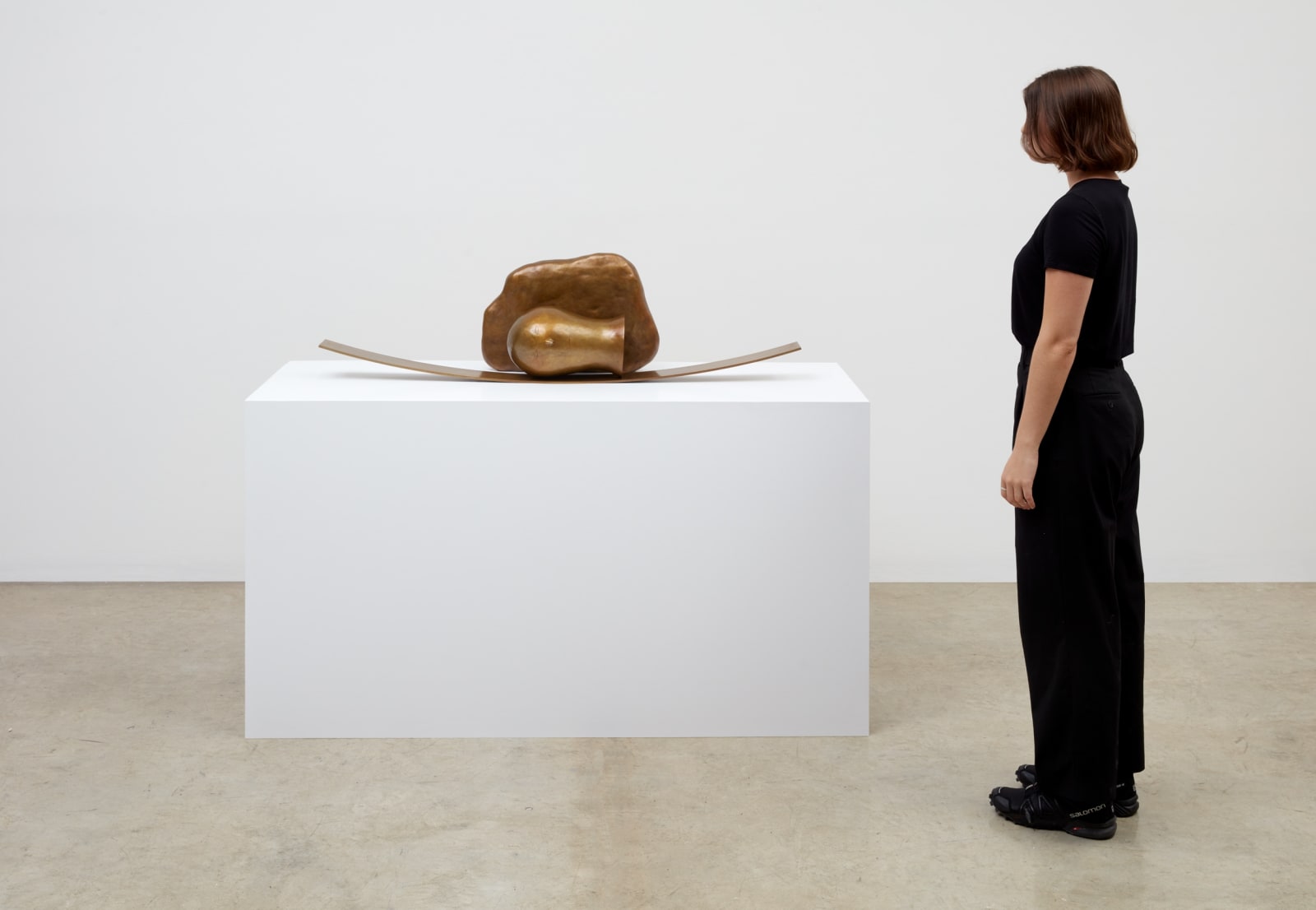 Image of a bronze sculpture.