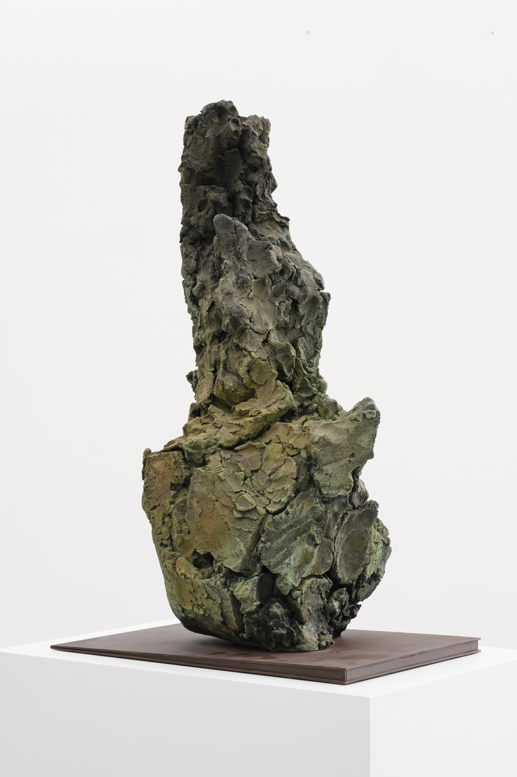 Mark Manders, Patinated Head, 2018-19