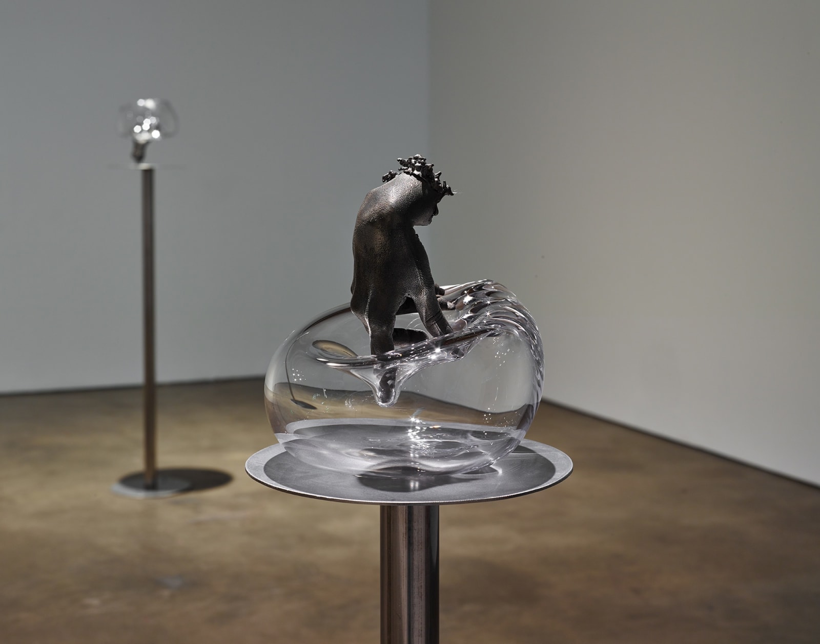 Kelly Akashi, Submersion, 2019