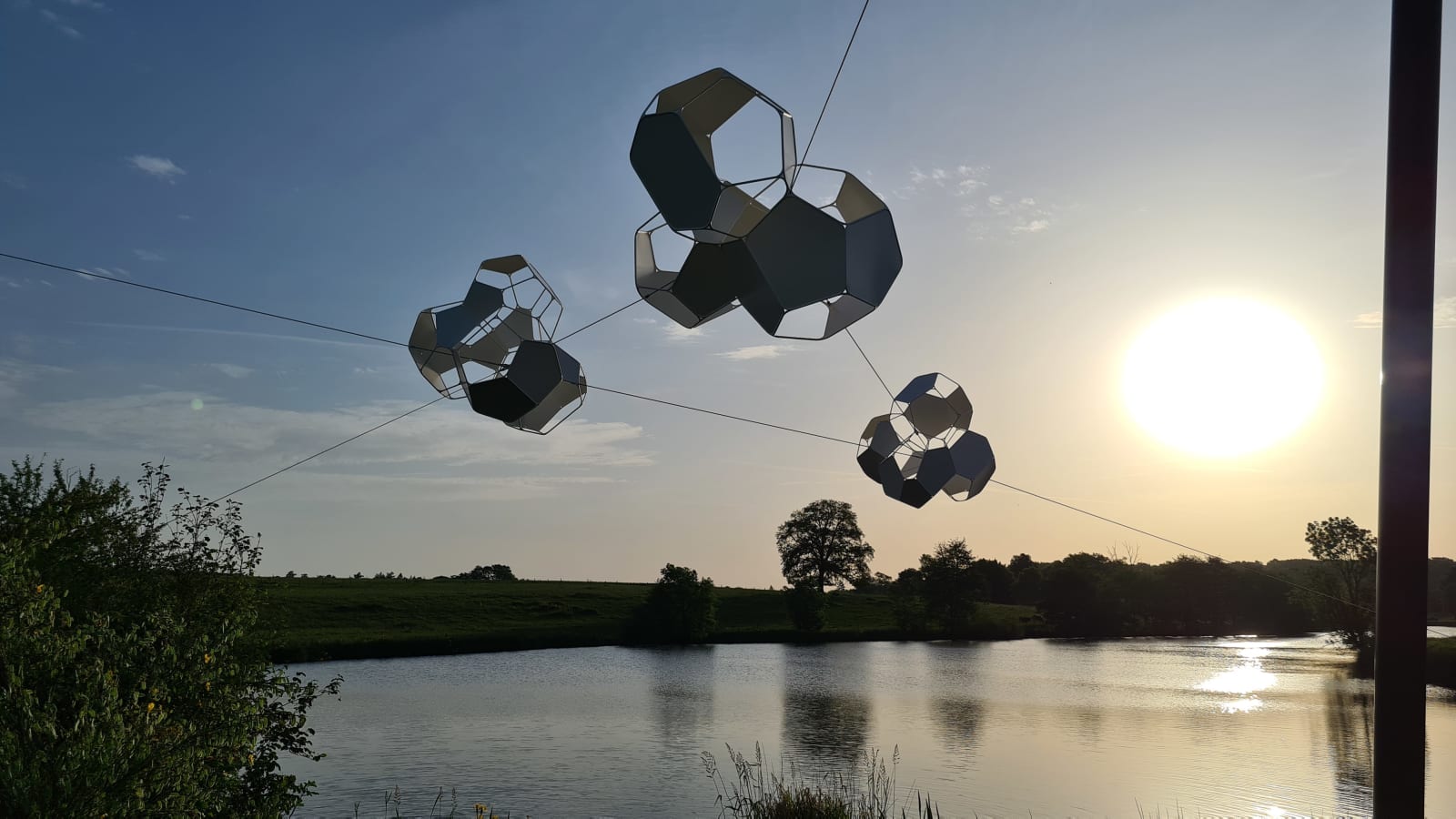 Image of Cloud Cities: du sol au soleil.