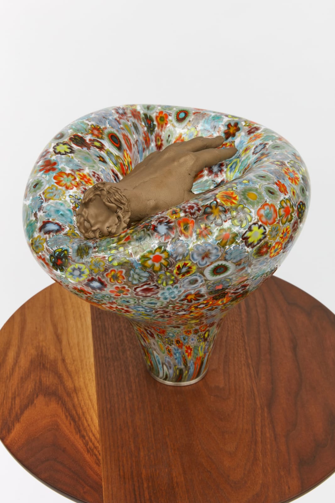 Image of Akashi's sculpture.