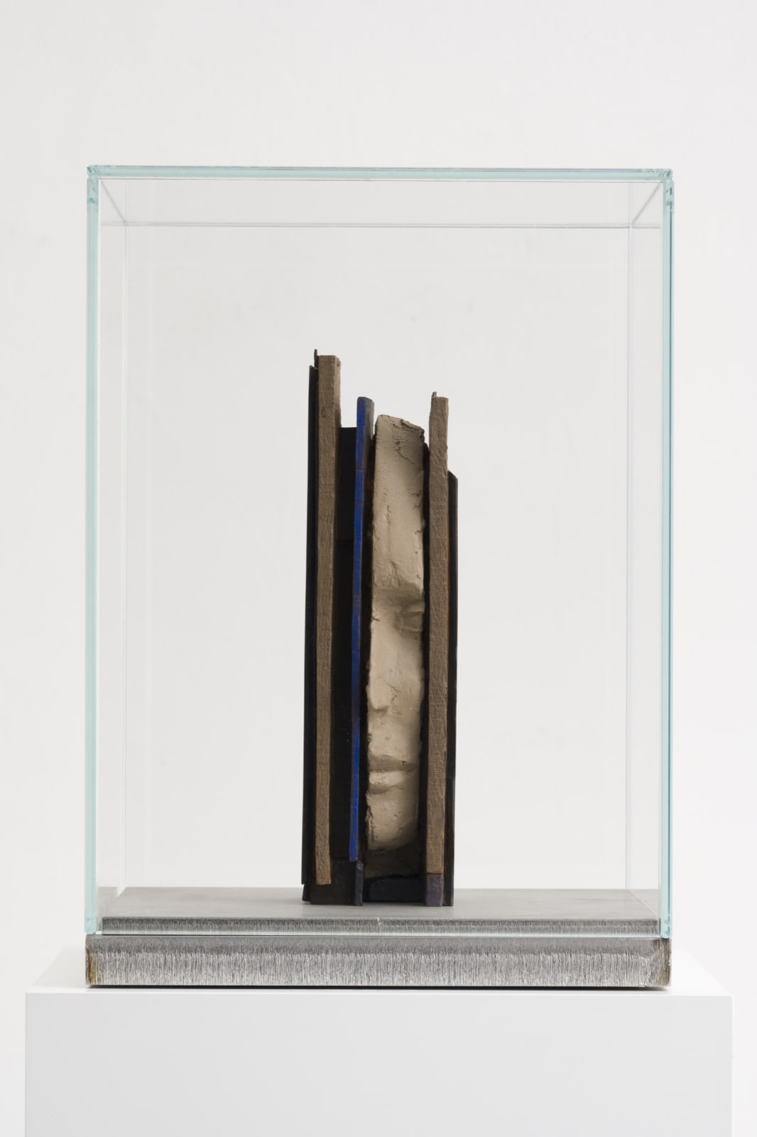 Composition with Thin Blue Vertical