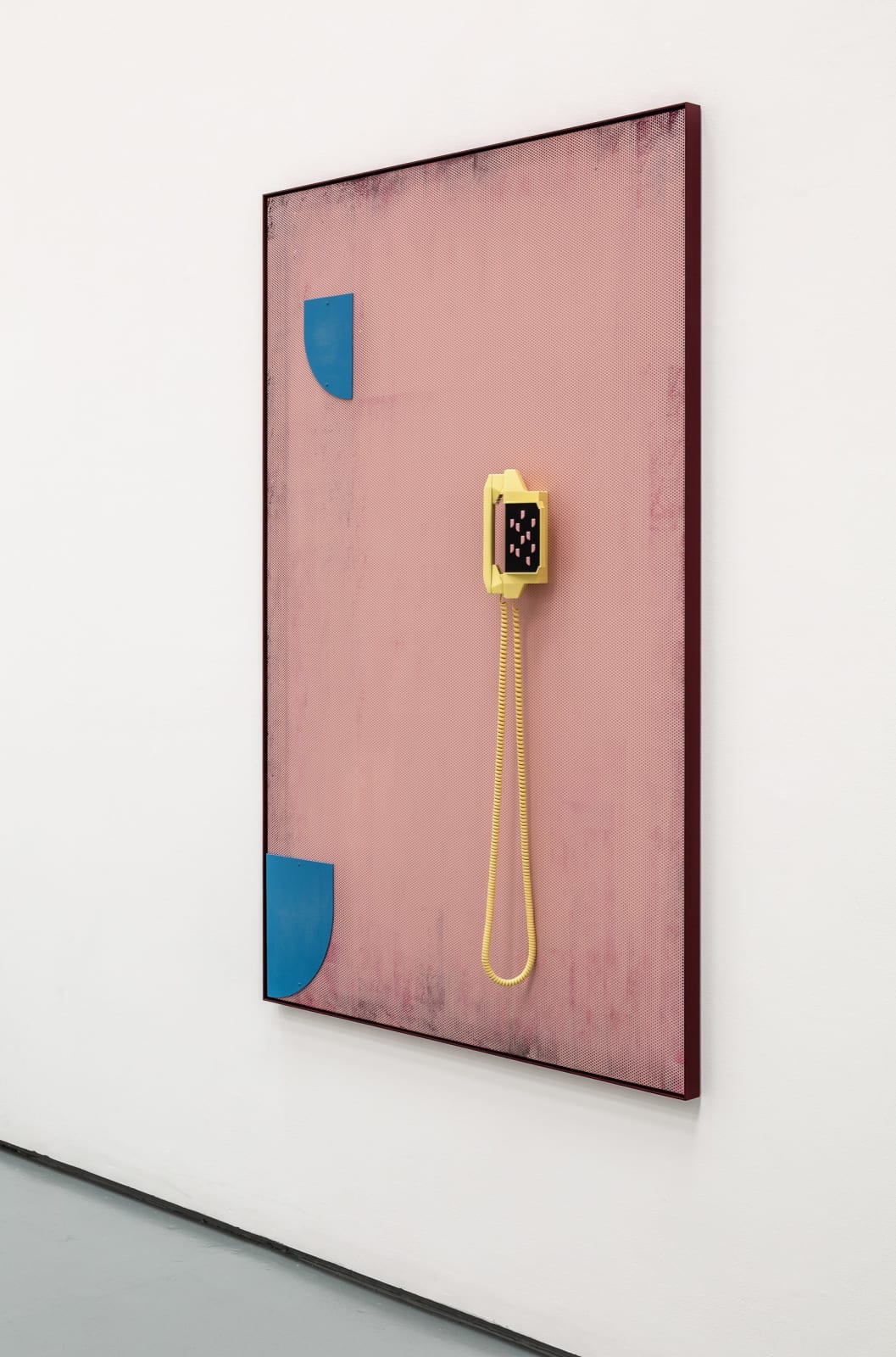 Image of Long Distance (Present Tense)