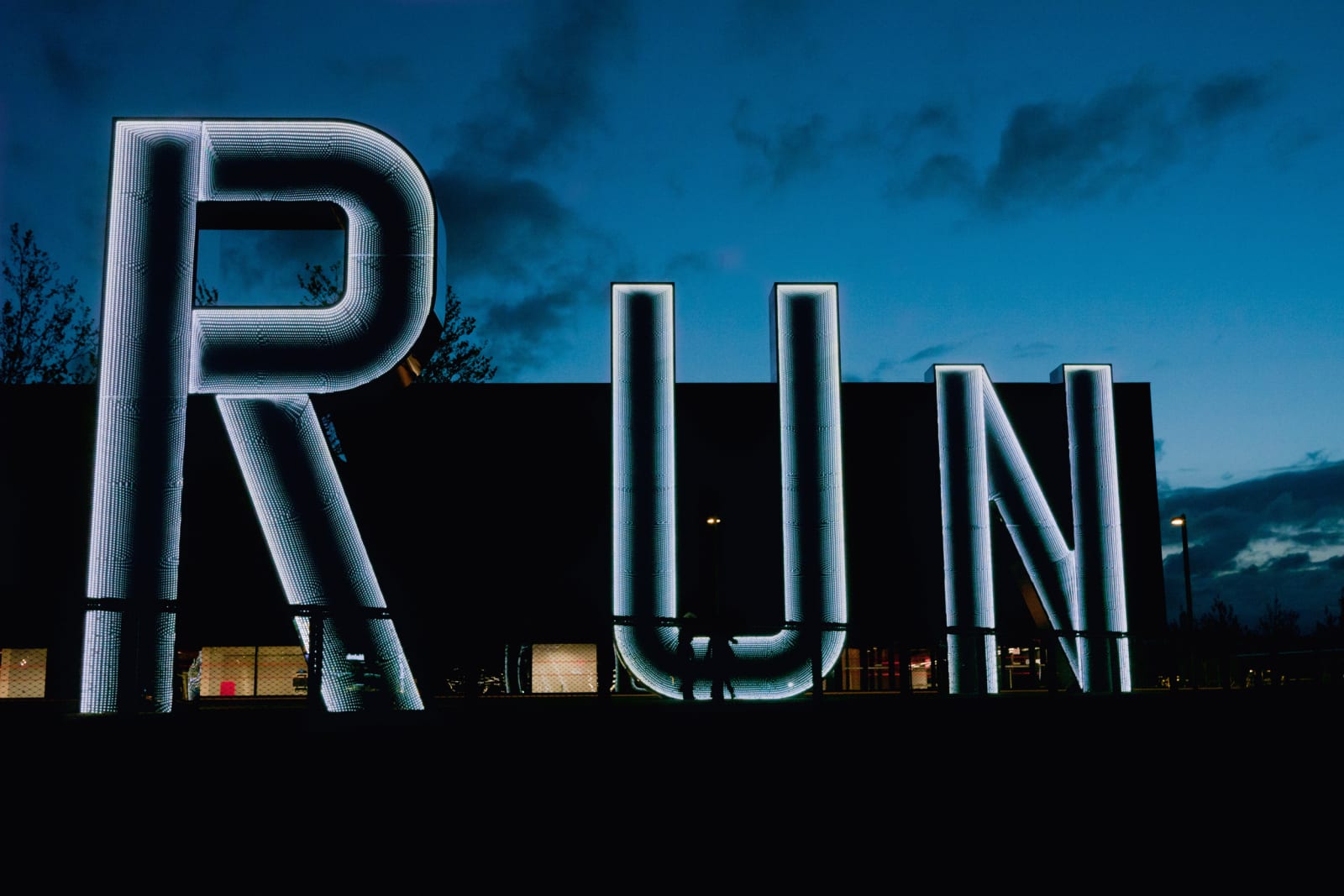 RUN