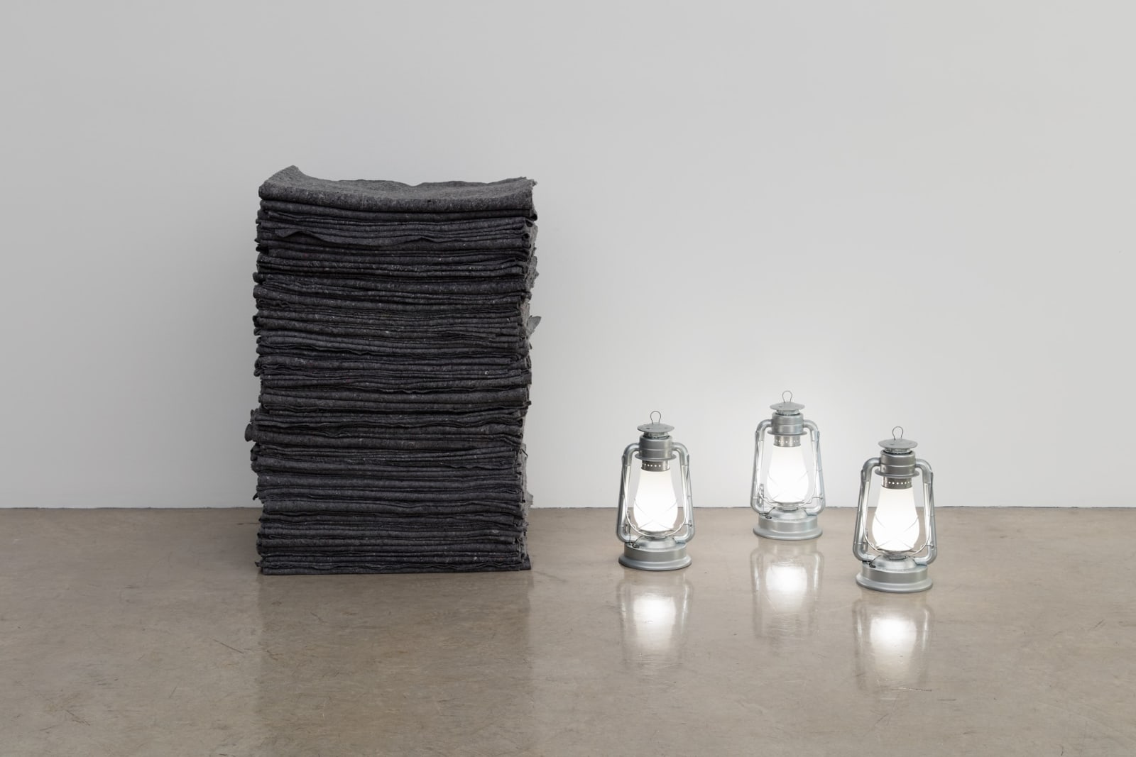 Memoriale aux Refugies Noyees- Memorial for Drowned Refugees