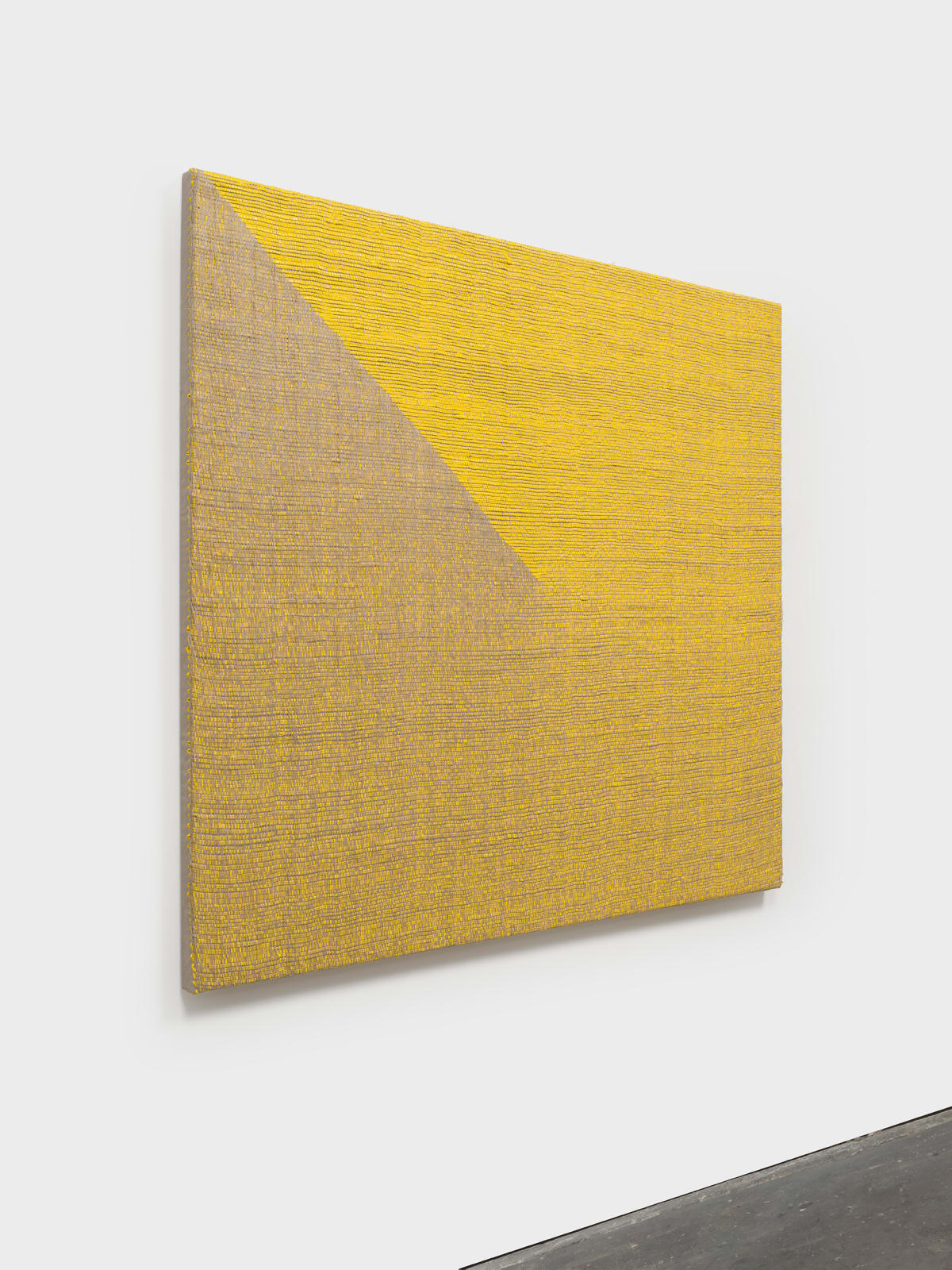 Image of Woven Angle Gradient as Weft, Cadmium Yellow Medium (135°).