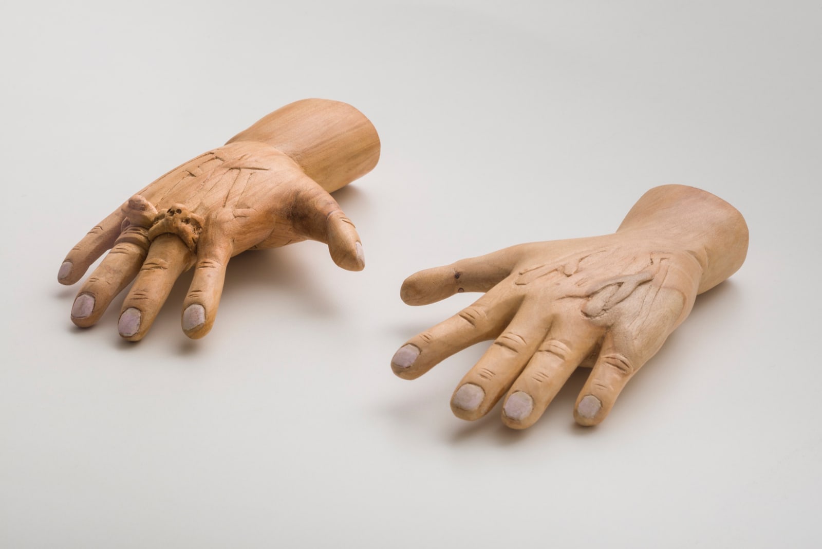 Image of Maos (Aneis)