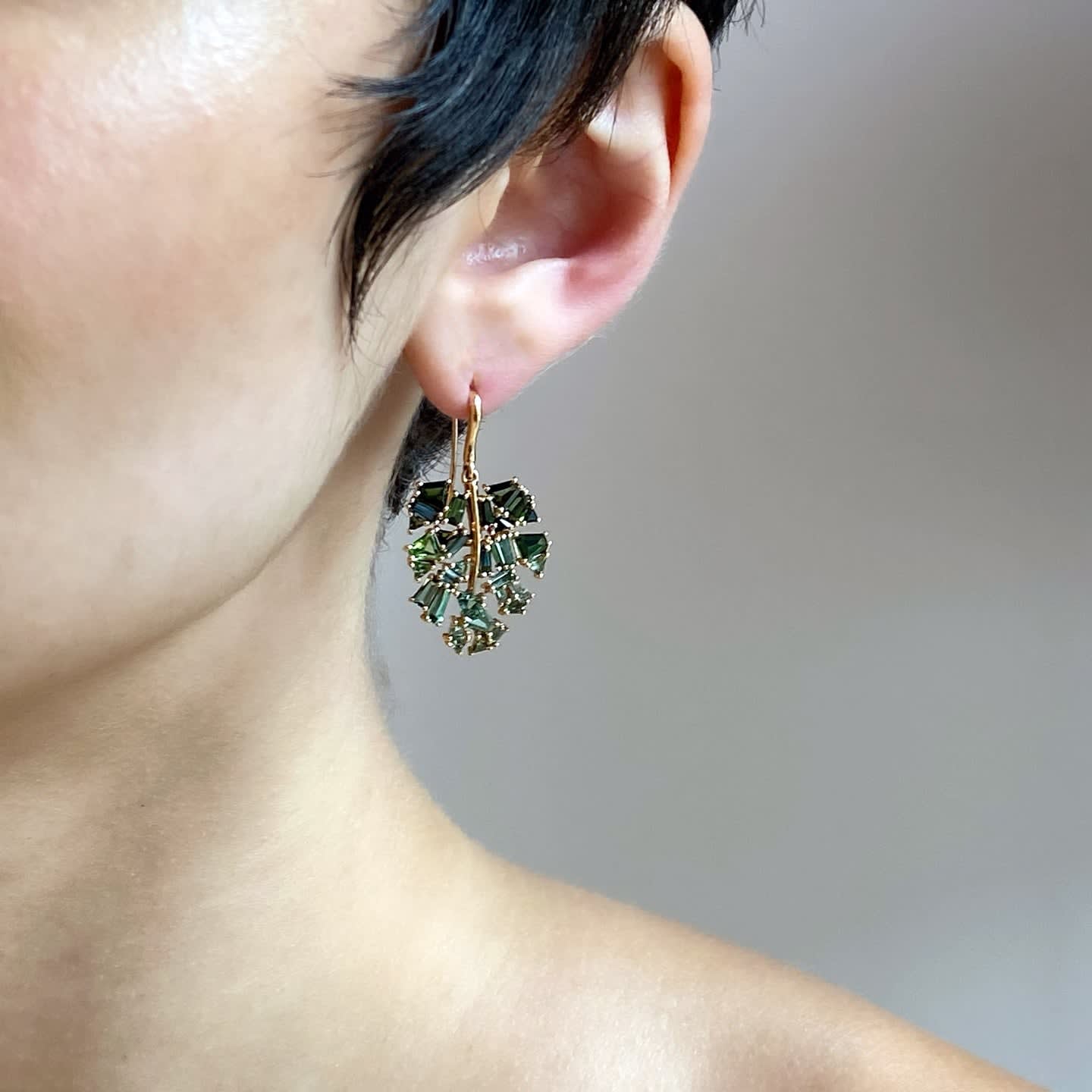 Nak Armstrong, Monstera palm leaf earrings