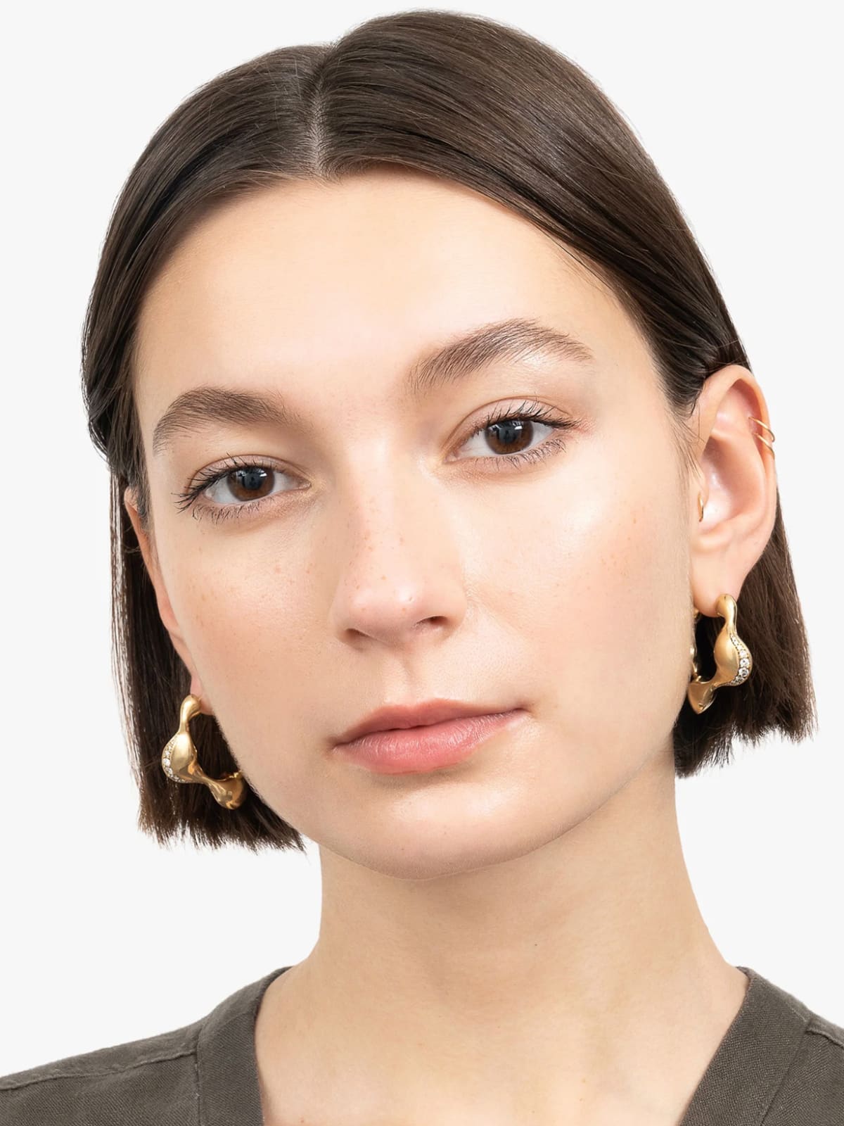 VRAM, Cayrn hoops VI with diamonds