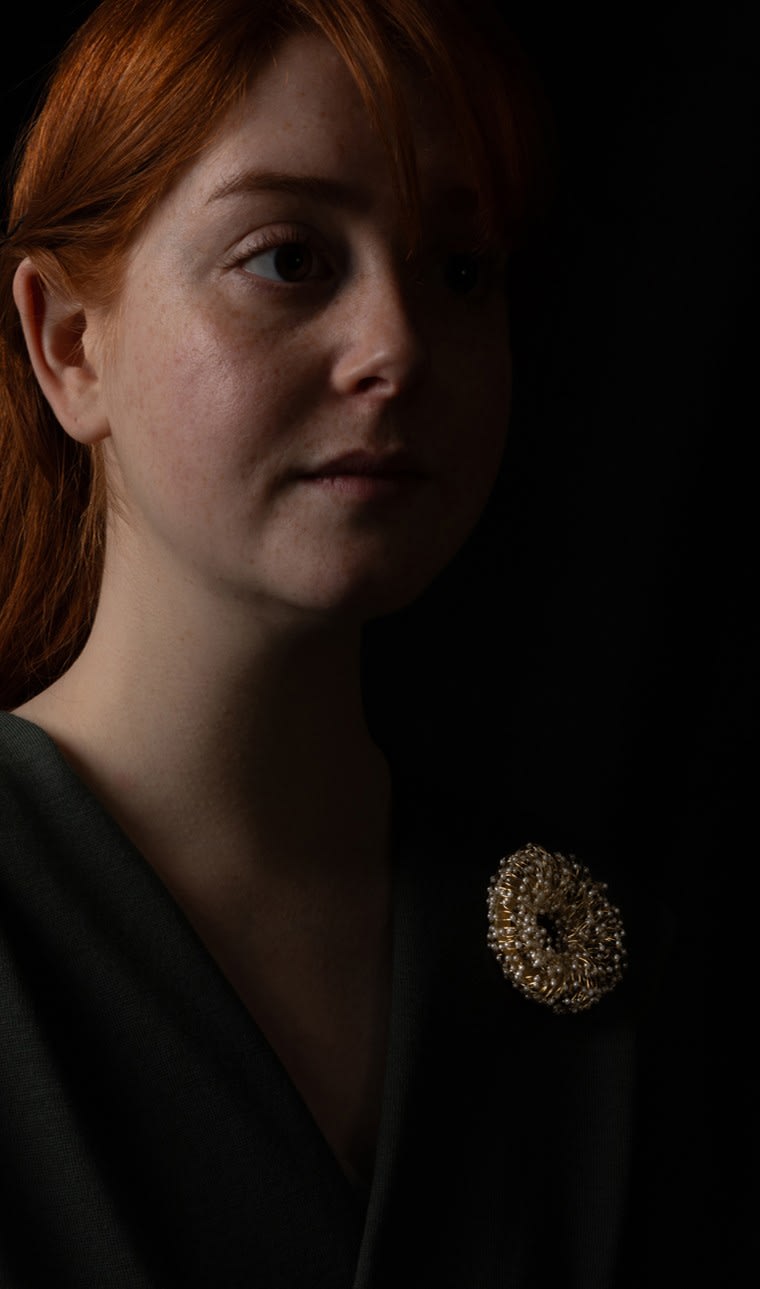 Kayo Saito, Mist brooch