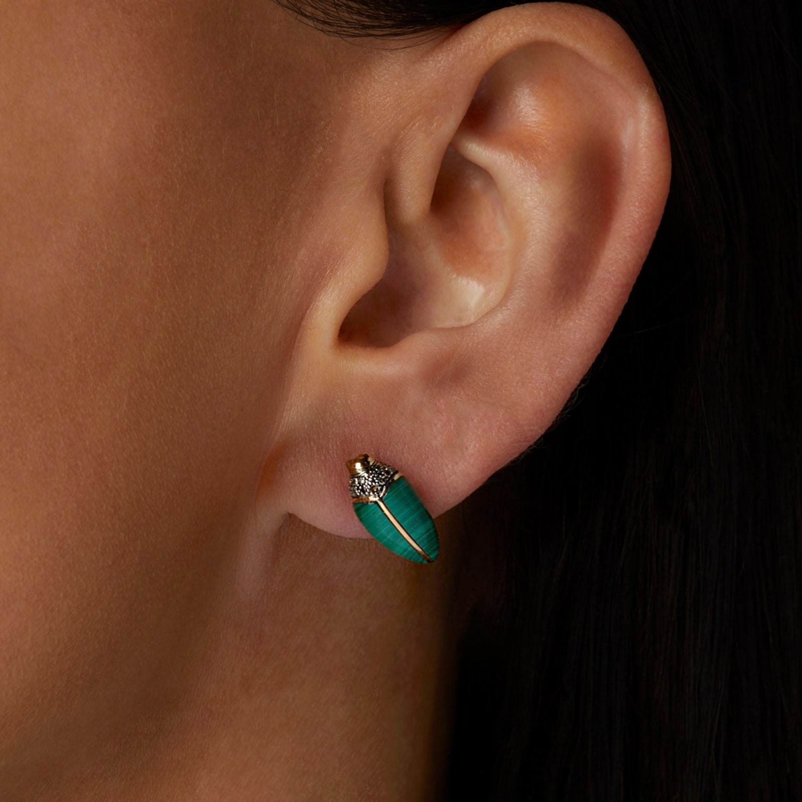 Bibi Van Der Velden, Mini scarab malachite stud
