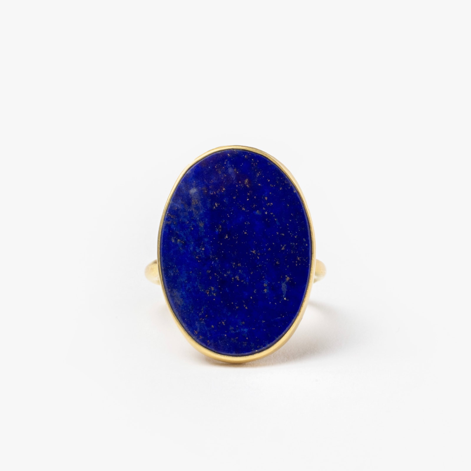 Gabriella Kiss, Oval lapis ring