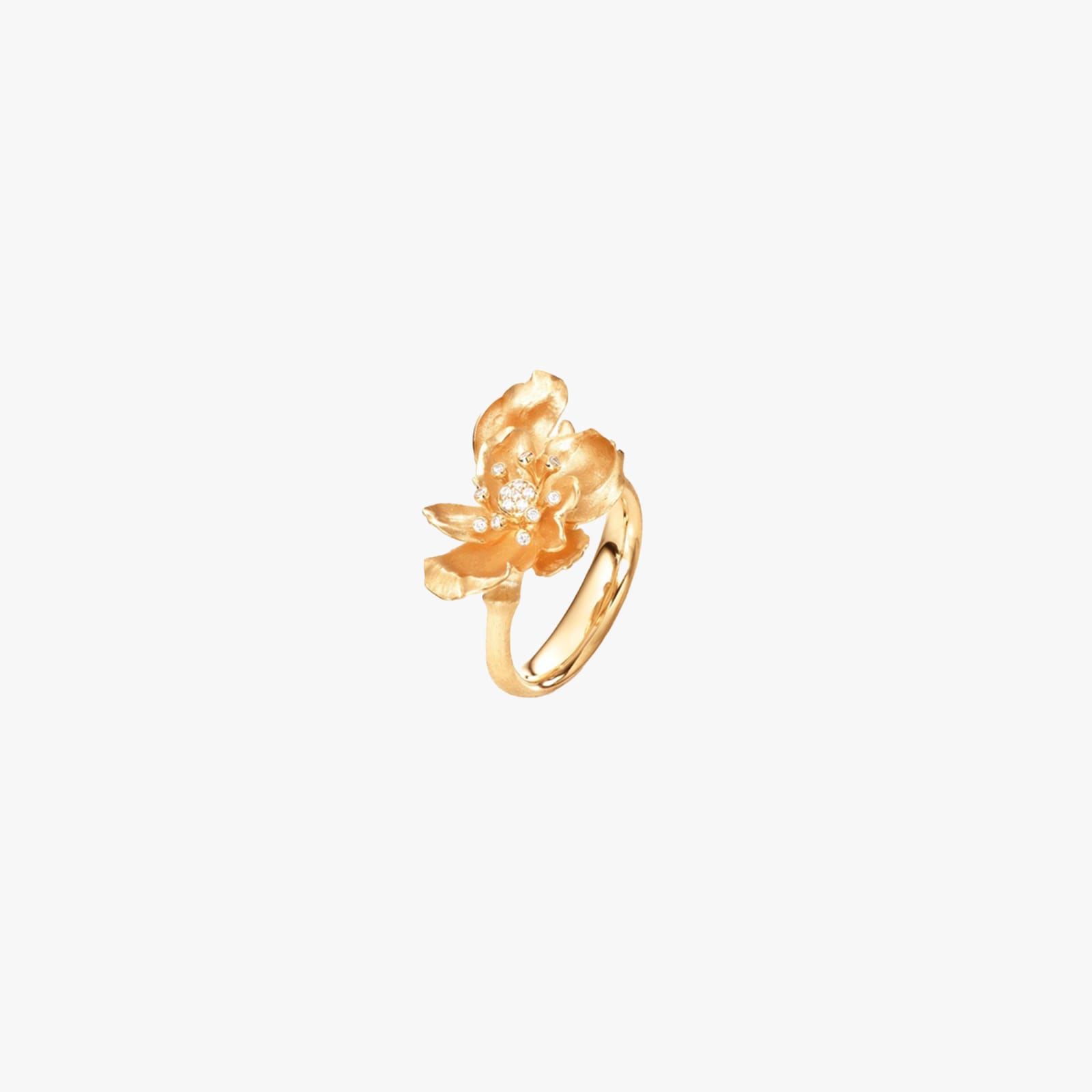 Ole Lynggaard Copenhagen, Wild rose ring small