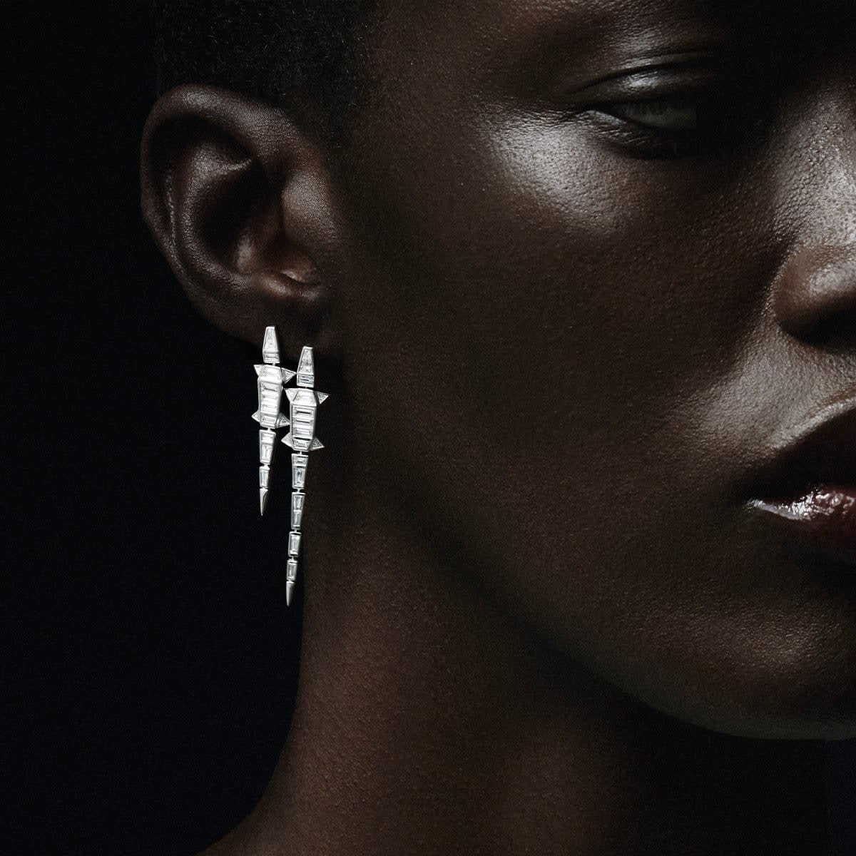 Bibi Van Der Velden, Diamond alligator extra long earrings