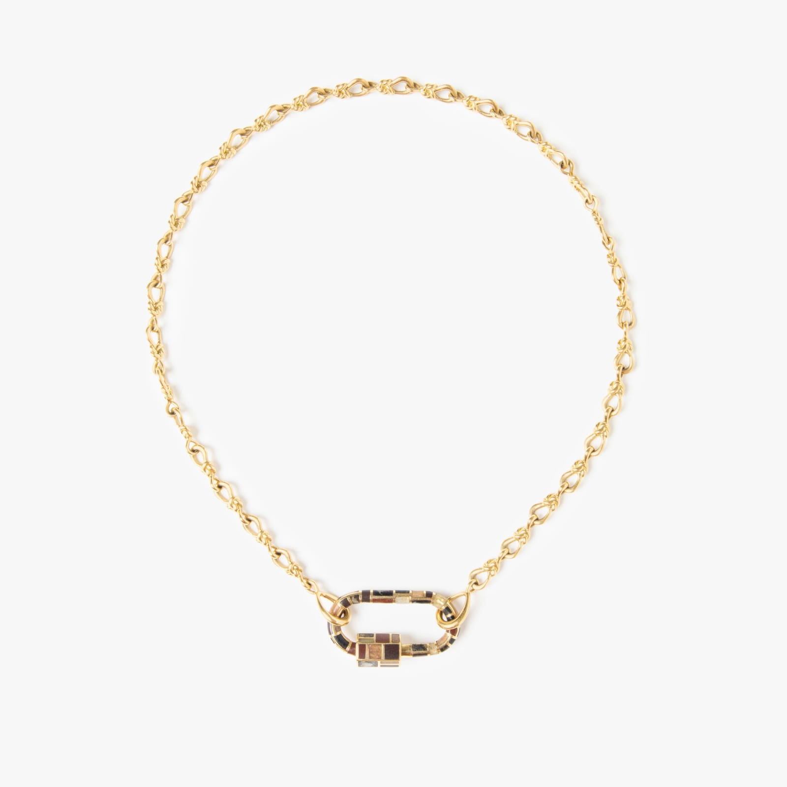 Marla Aaron, True lovers knot chain