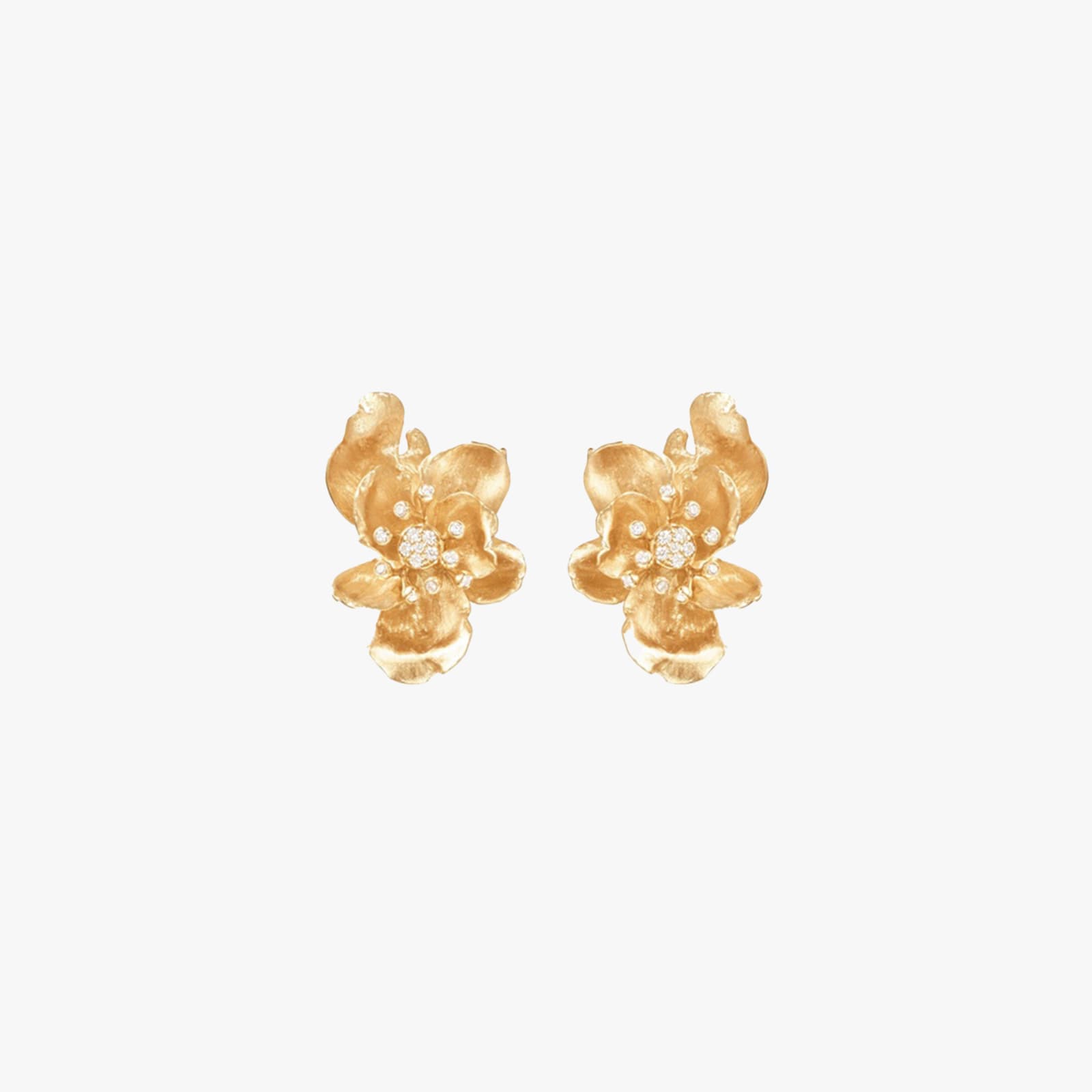 Ole Lynggaard Copenhagen, Wild rose earrings