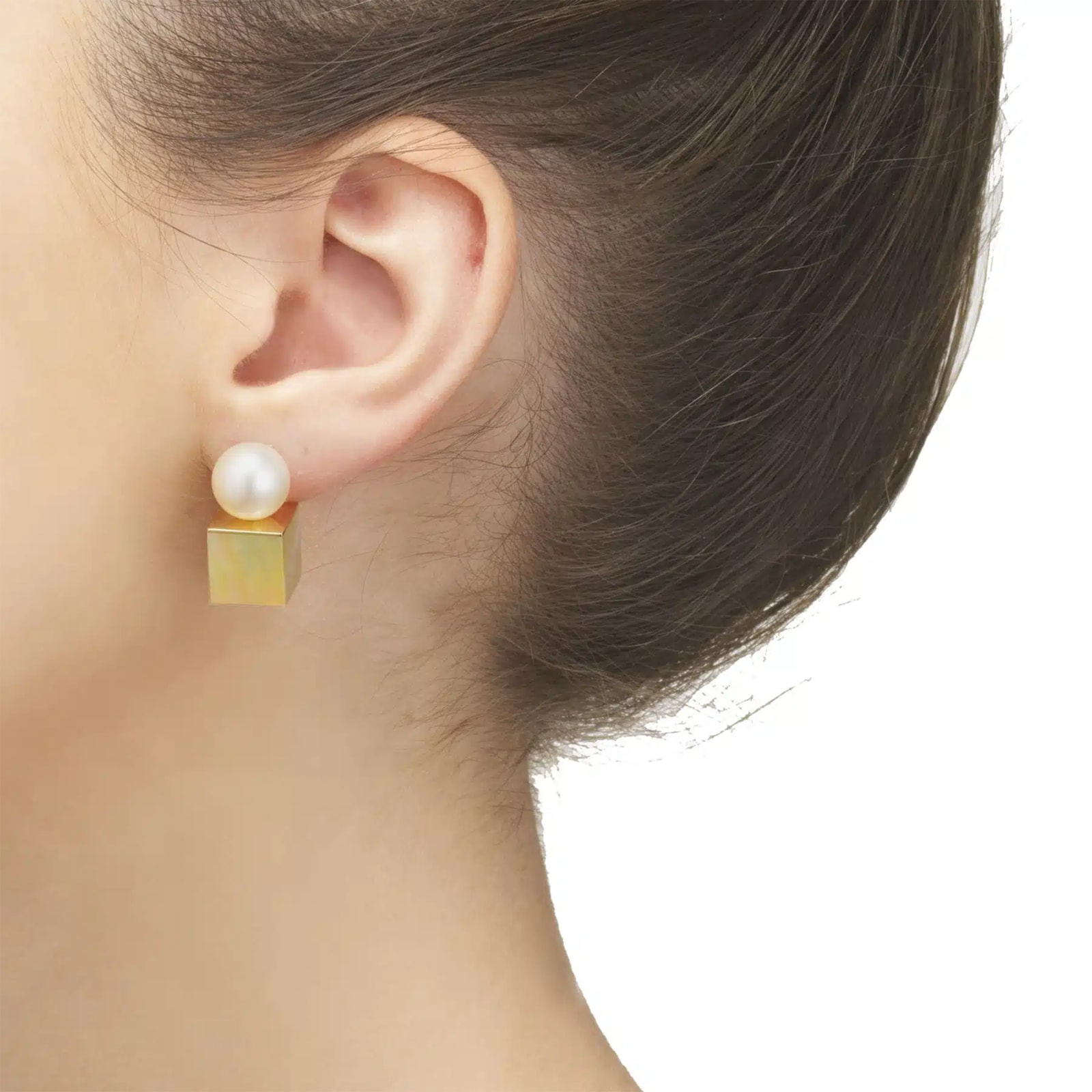 Melanie Georgacopoulos, Cube stud earrings
