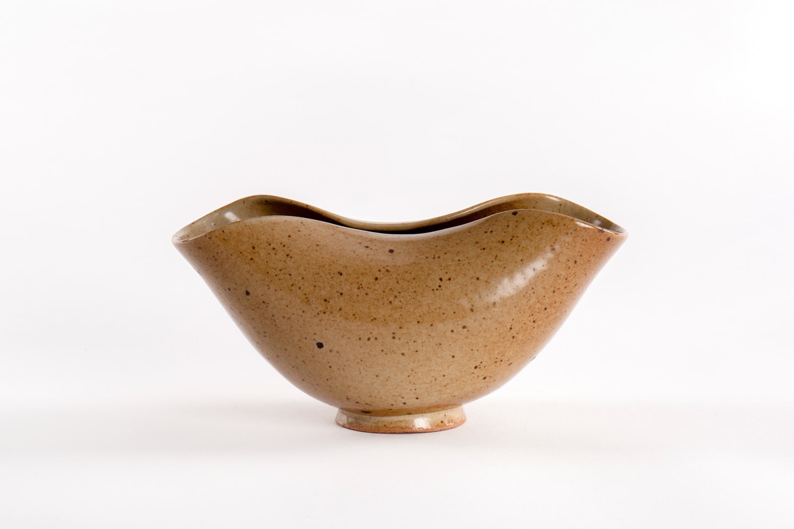 Waistel Cooper, Shallow clam vase, early 1950s