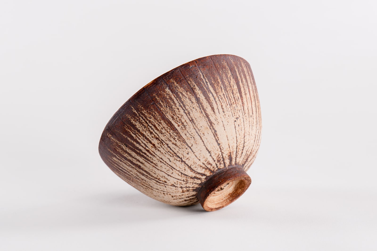 Waistel Cooper, Footed tea bowl, 1950s