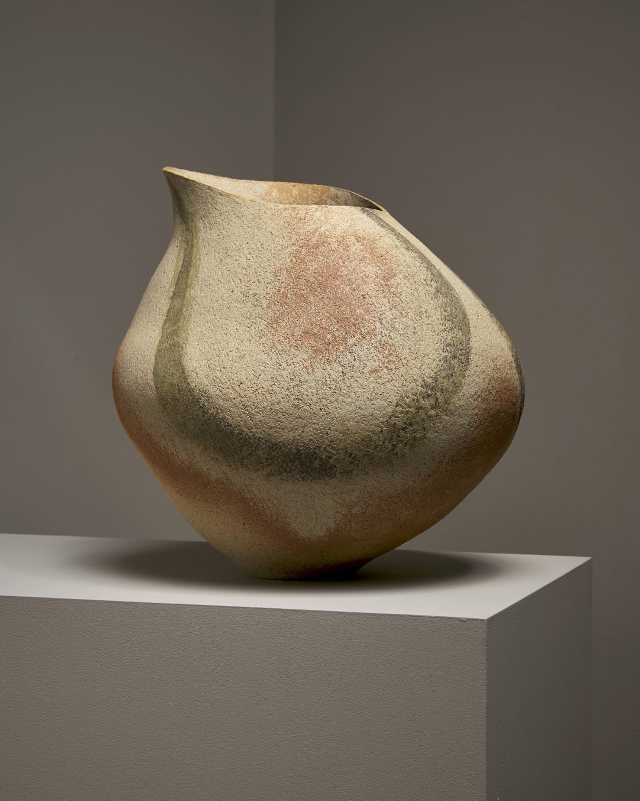 Betty Blandino, Coiled vase