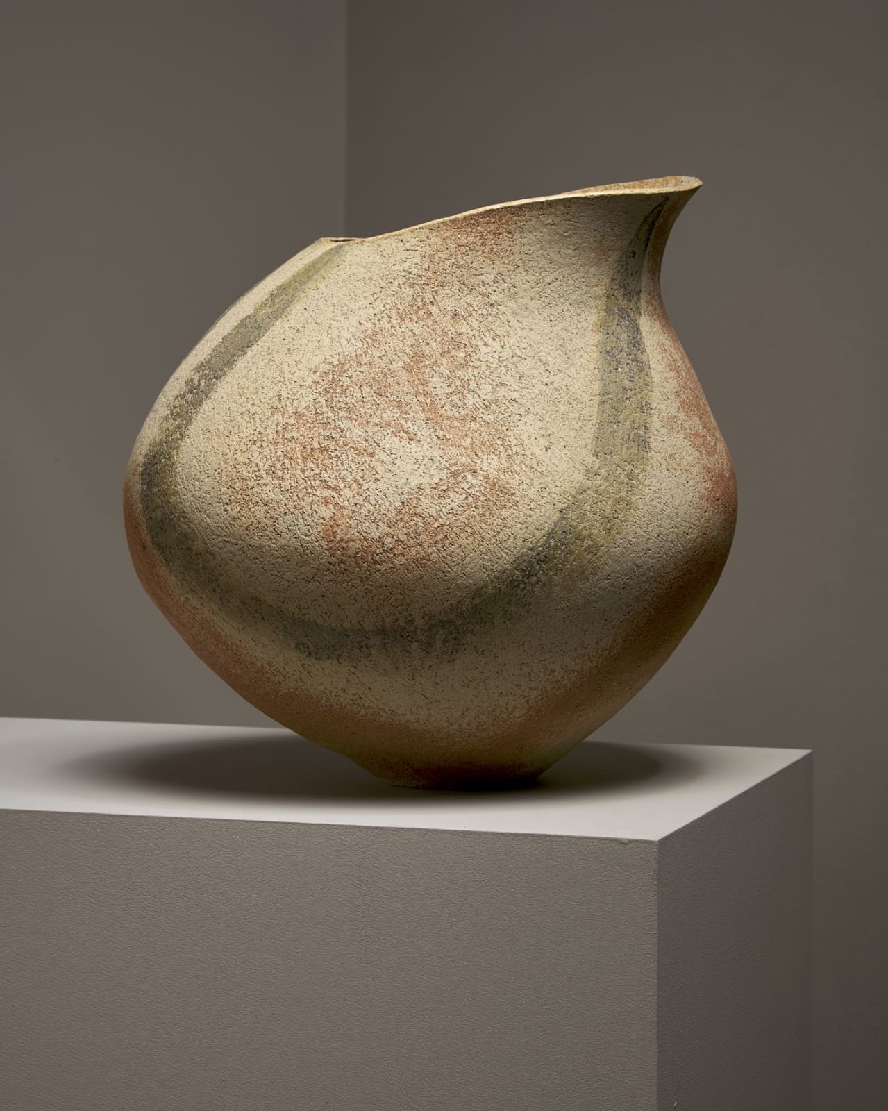 Betty Blandino, Coiled vase