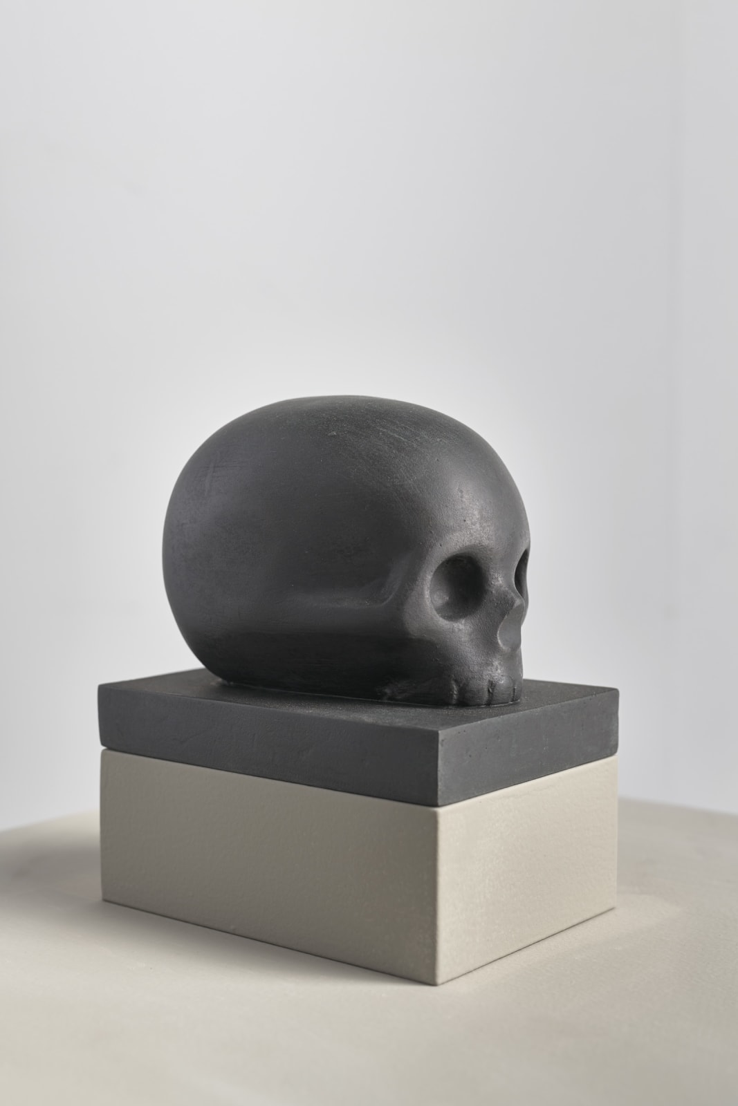 Kenny Hunter, Crown and Root (Skull and Pelvis), 2023