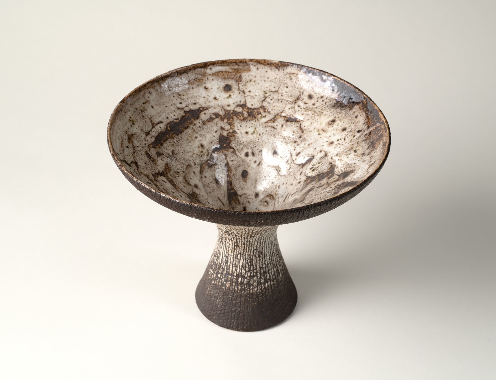 Waistel Cooper, Pedestal tazza form vase, 1960s