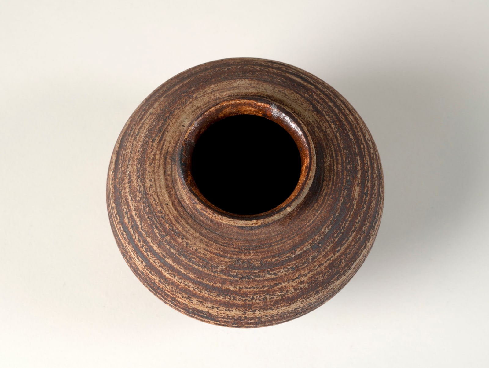 Waistel Cooper, Rotund vase, 1960s-1970s