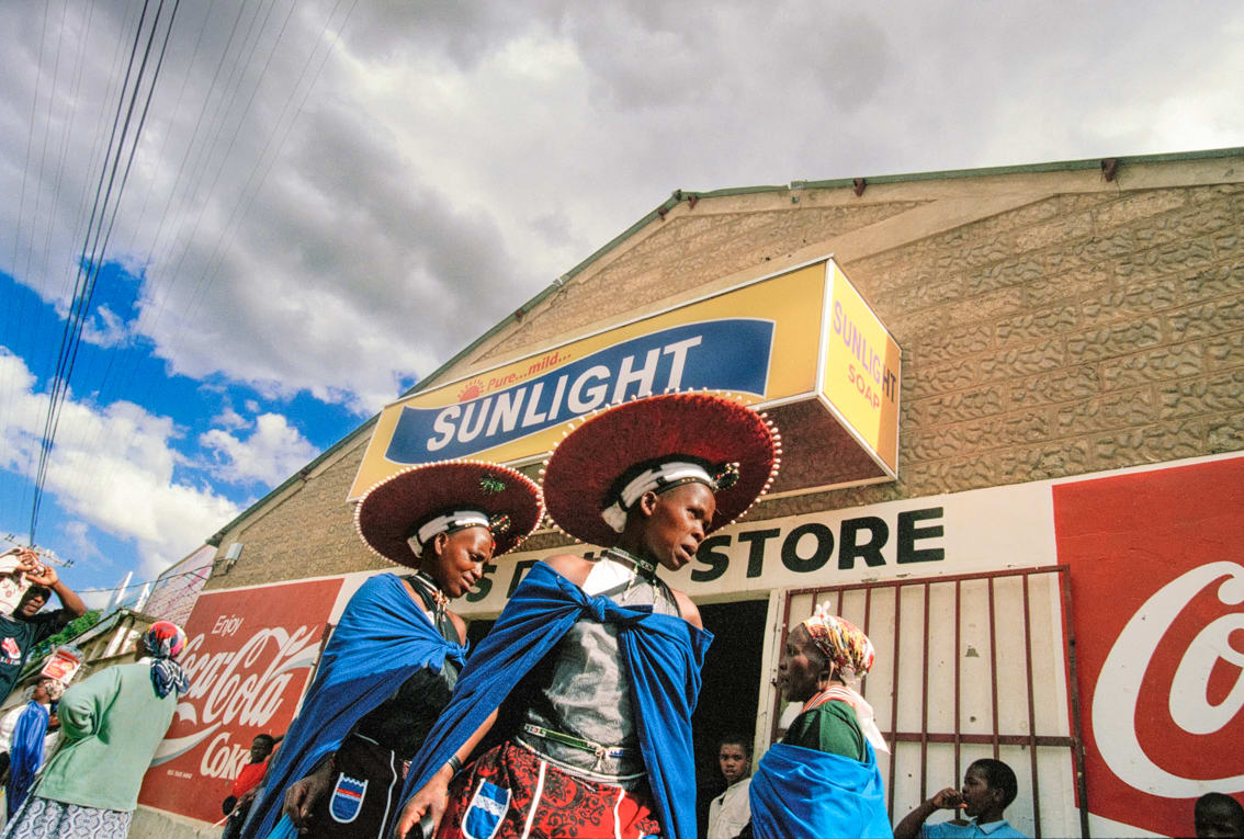 T.J Lemon, Sunlight, Keates Drift, from the series Homecoming celebrations (uKhismus) esiPongweni, 1992
