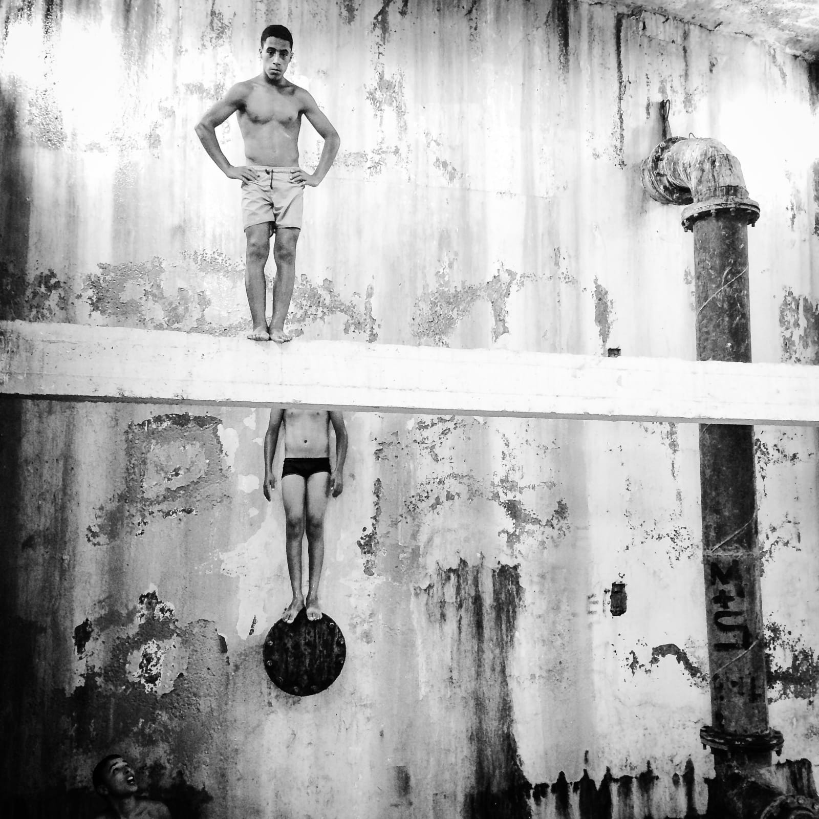 Fethi Sahraoui, Ishmael and his friends inside a water tower, 2016