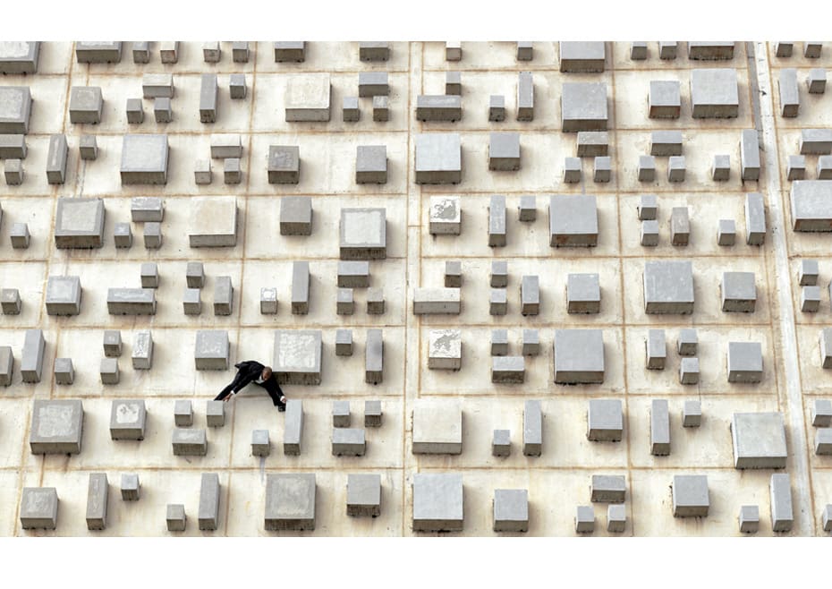 Vincent Fournier, Facade of the Claudio Santoro National Theater, concrete panel by Athos Bulcão, Brasília, 2012