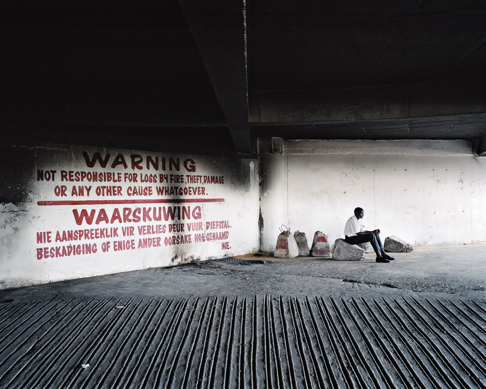 Patrick Waterhouse, Patrick Waterhouse & Mikhael Subotzky: Parking Entrance, Ponte City, 2008