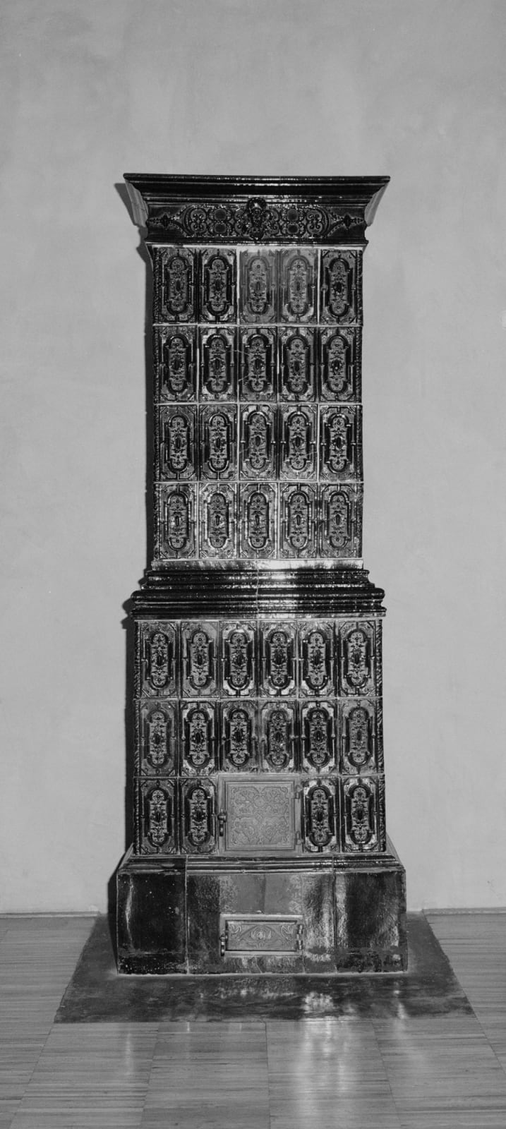 Tereza Zelenkova, Tiled stove, 2015