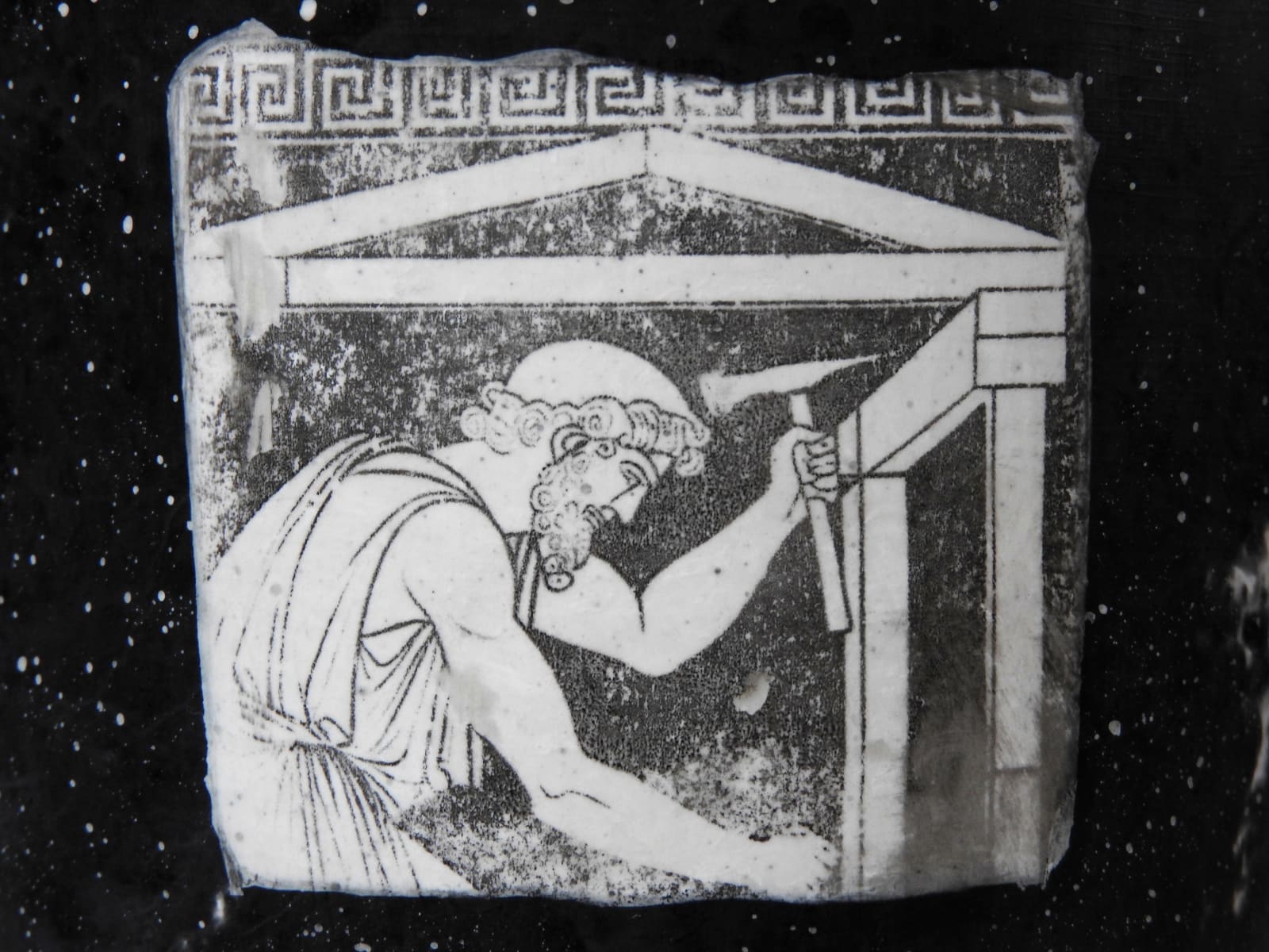 Lucian Moriyama, Lekythos with fragments (Falling), 2023