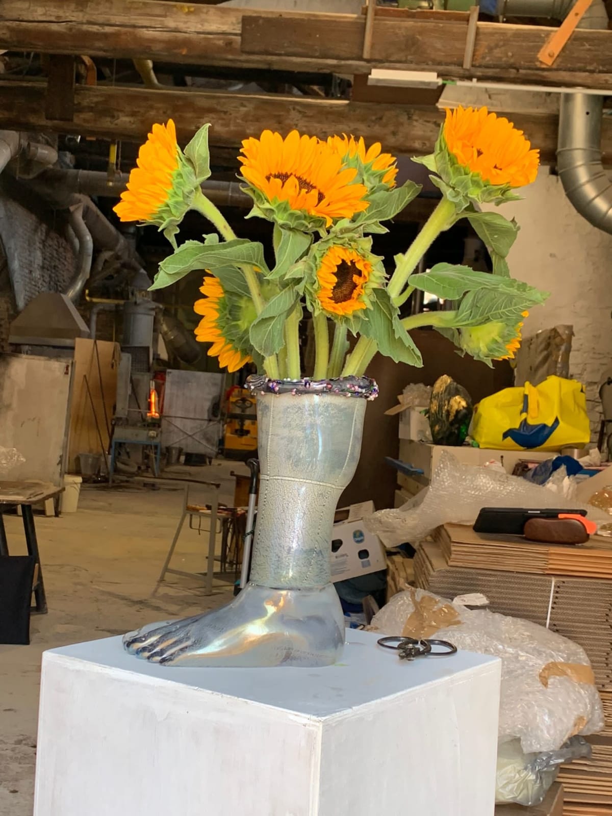 Hugh Findletar, Silver Pearls, 2024